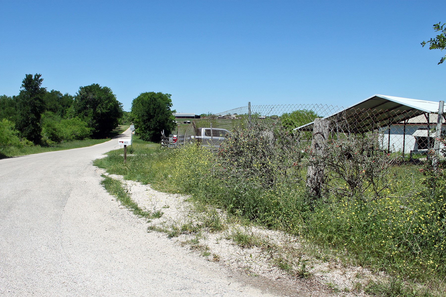 main property photo 31