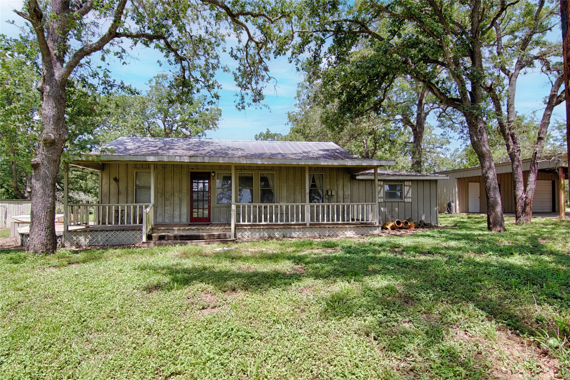 main property photo 12