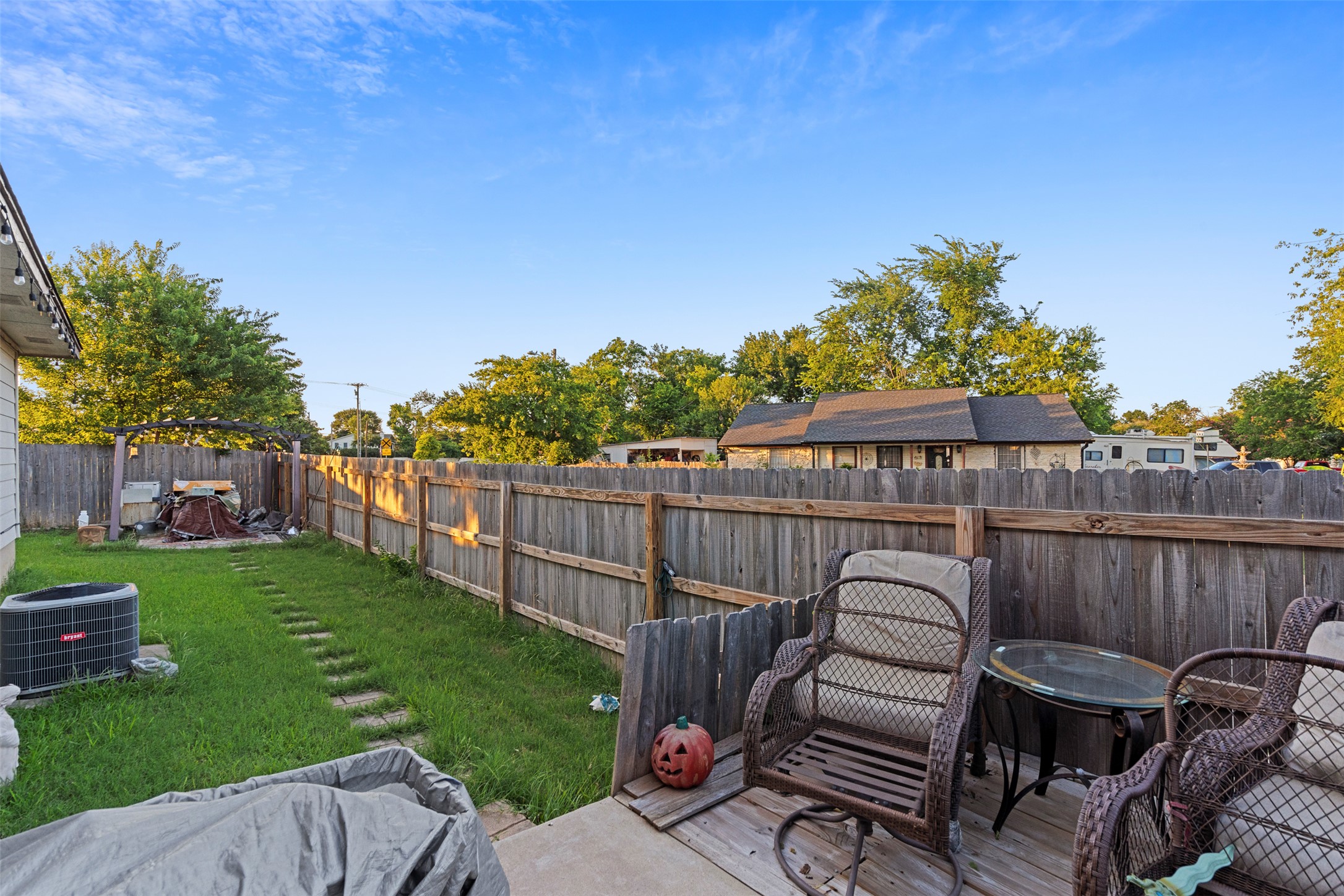 main property photo 20