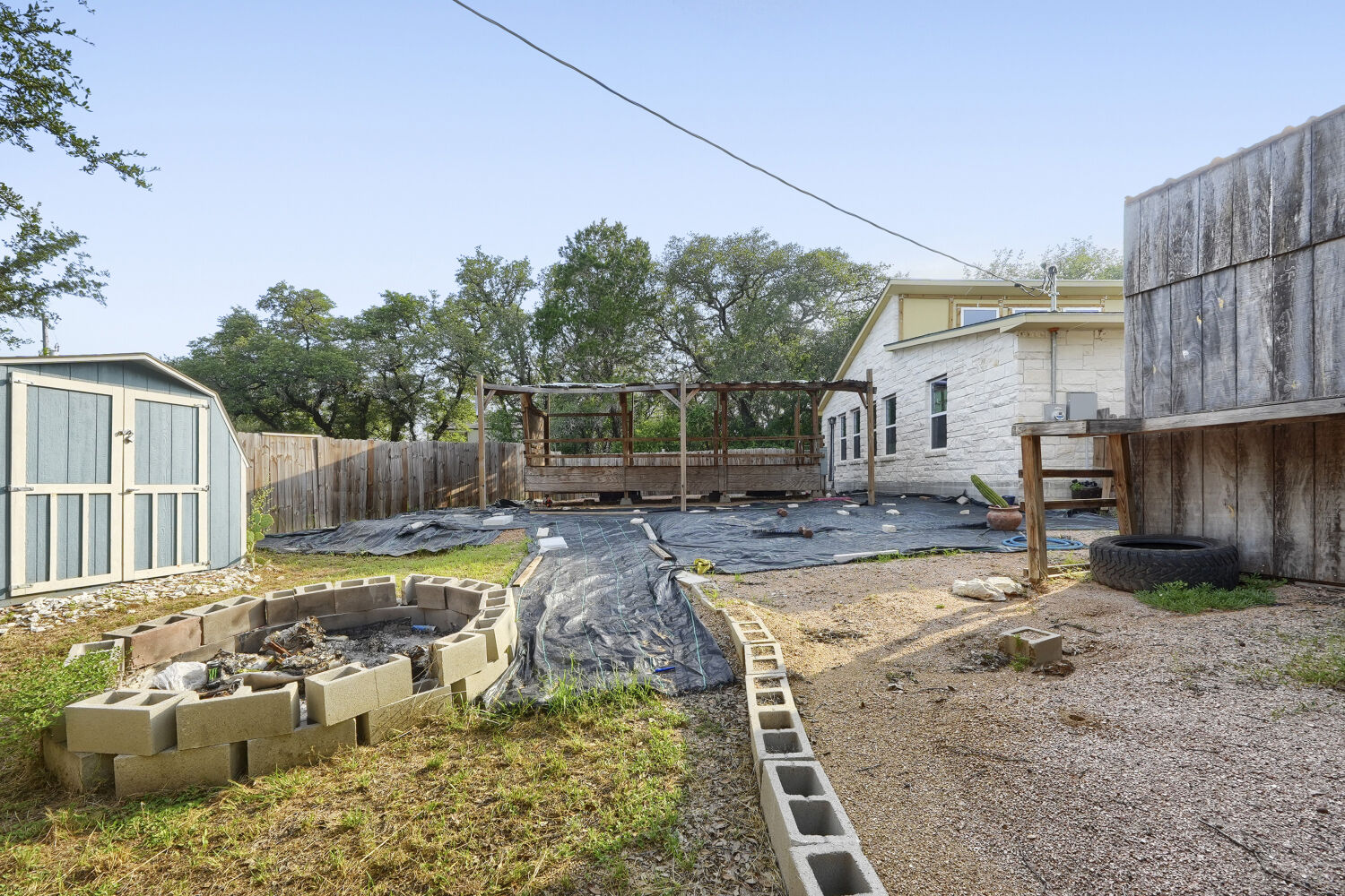 main property photo 22