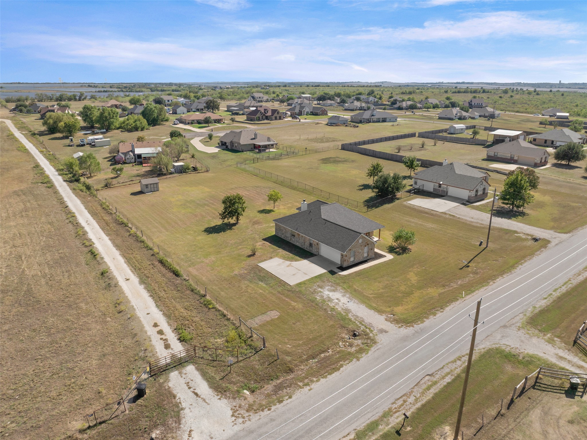 main property photo 37