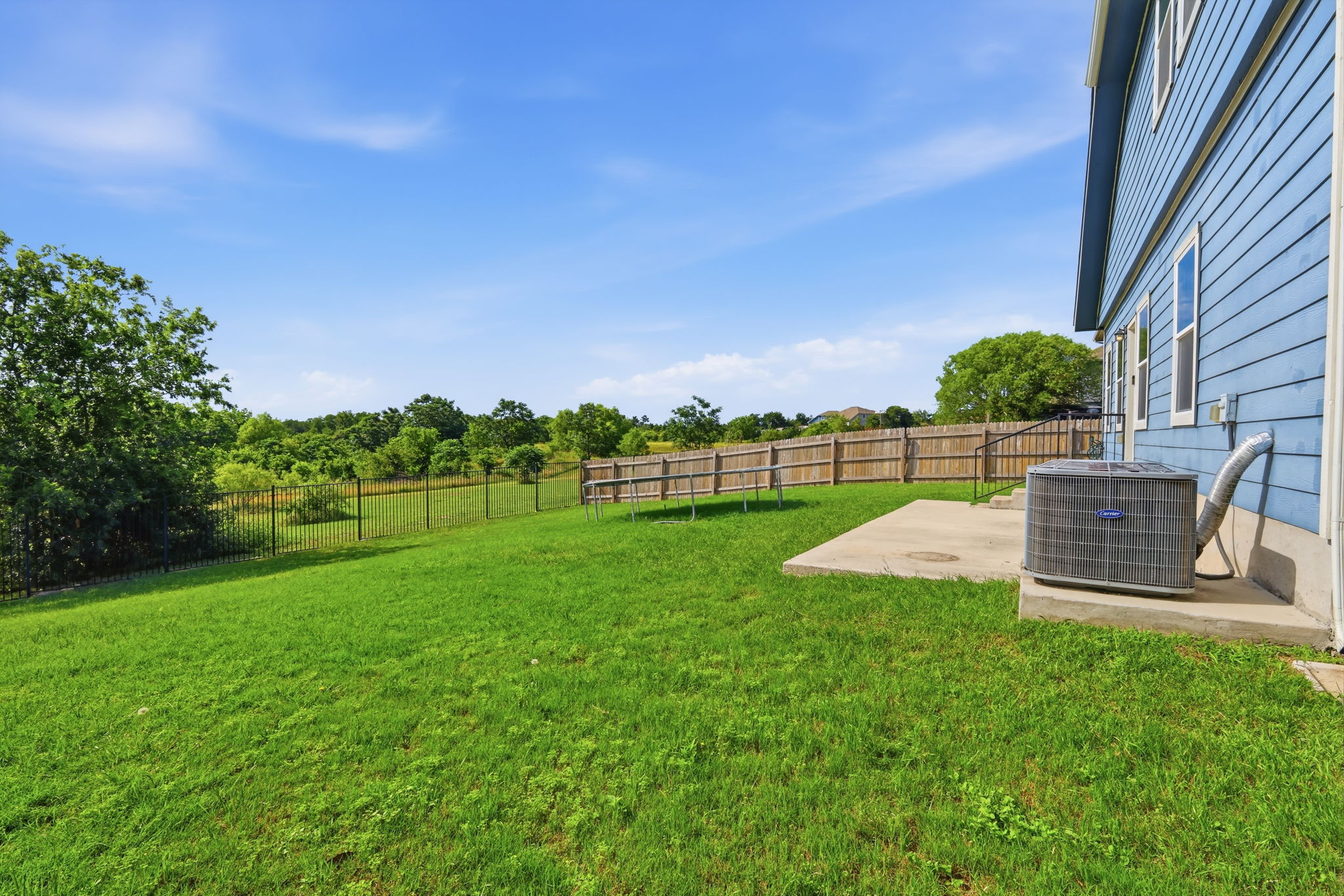 main property photo 23