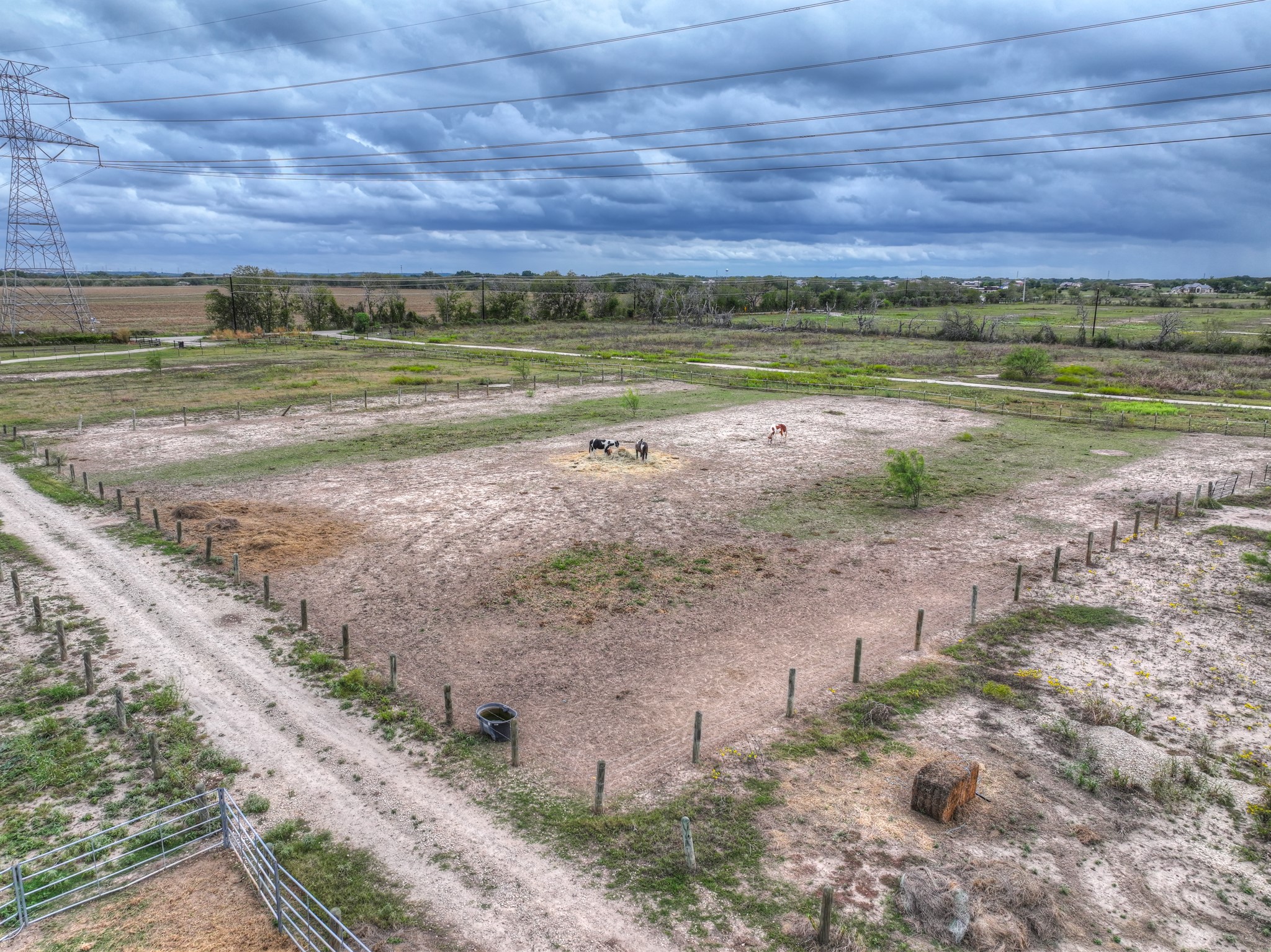 main property photo 23