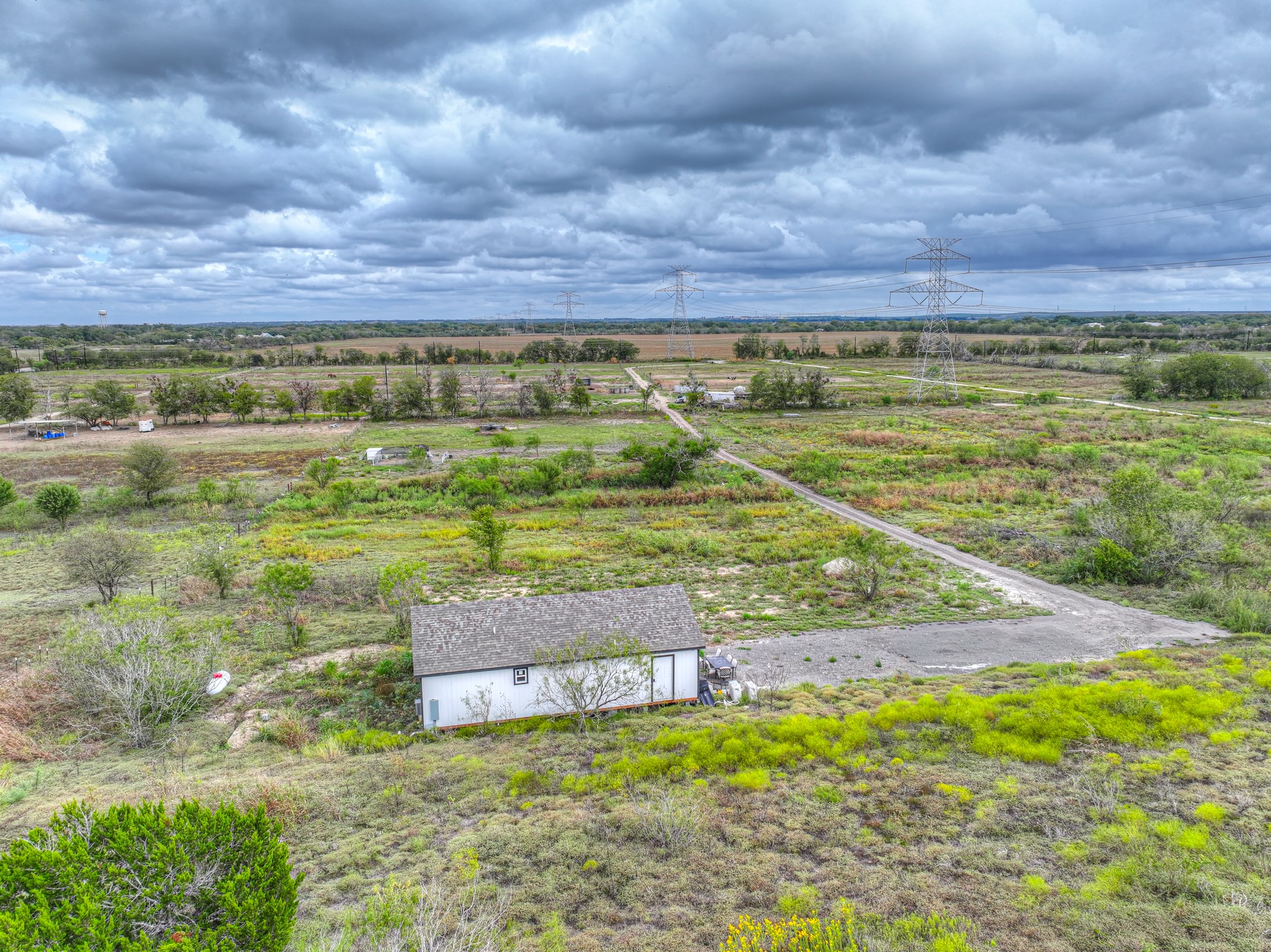 main property photo 32