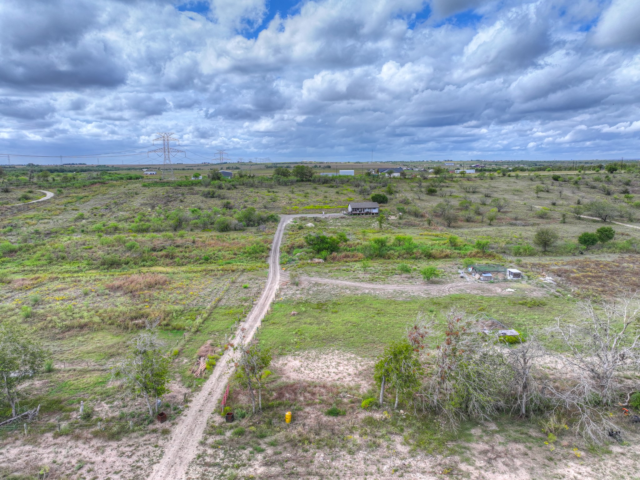 main property photo 33