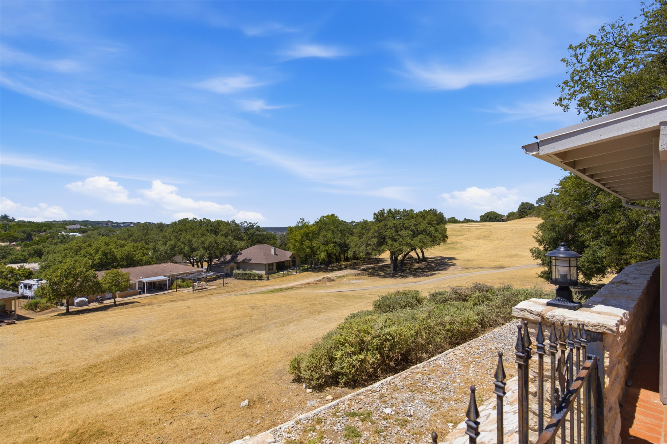 main property photo 36