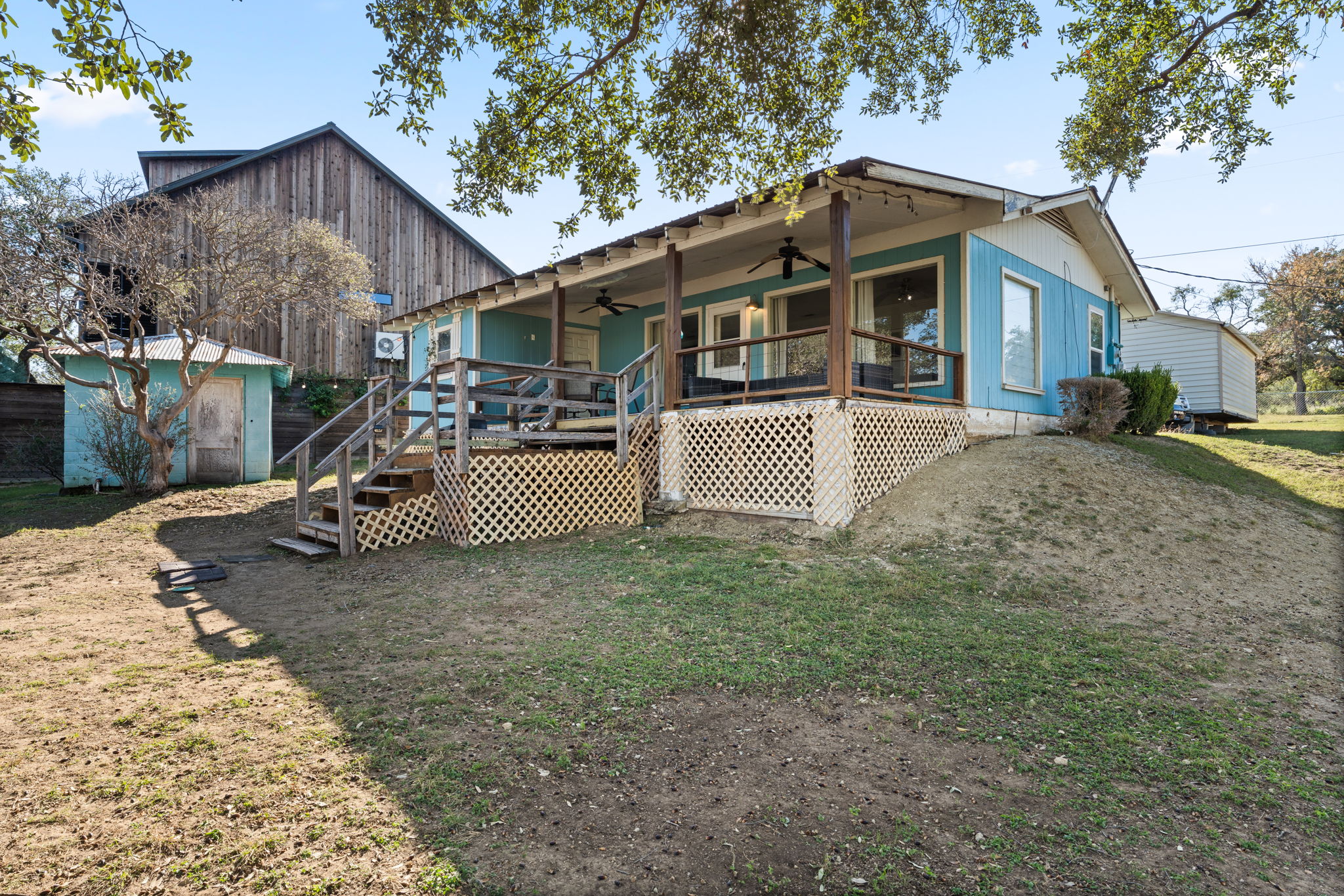 main property photo 21