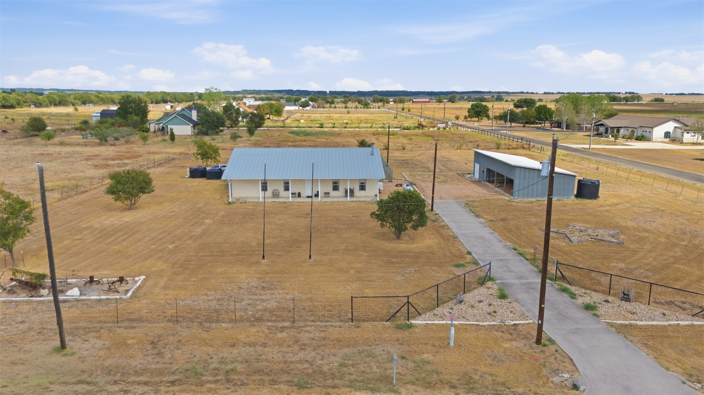 main property photo 35