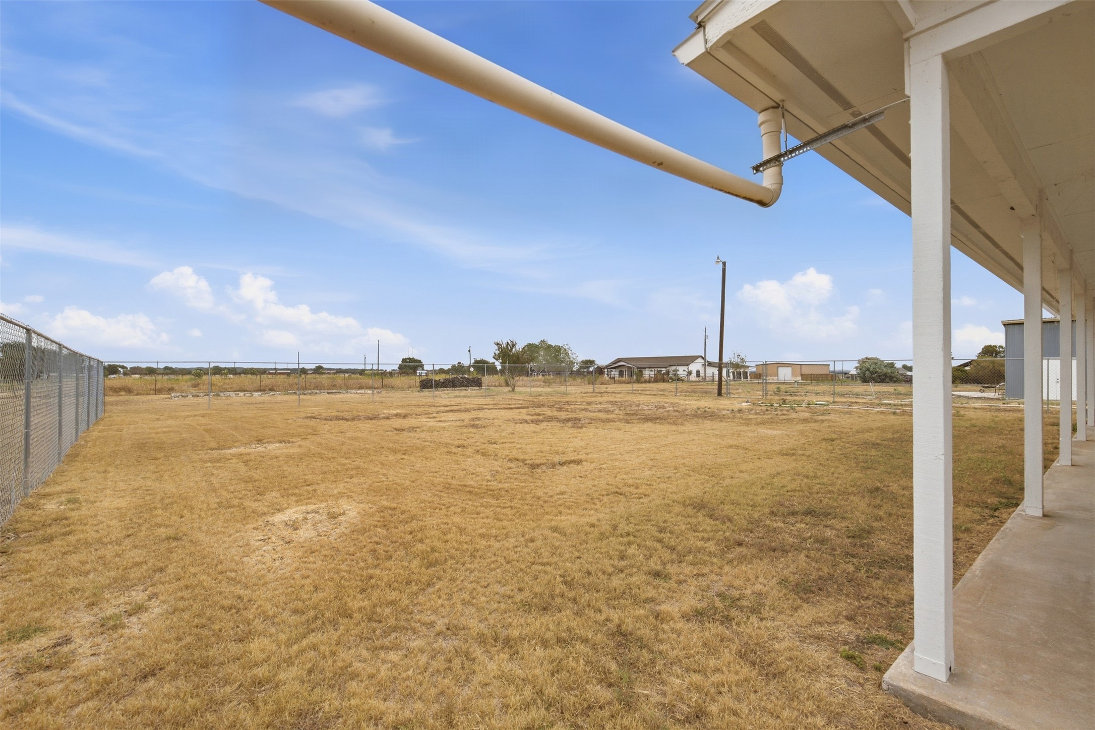 main property photo 7