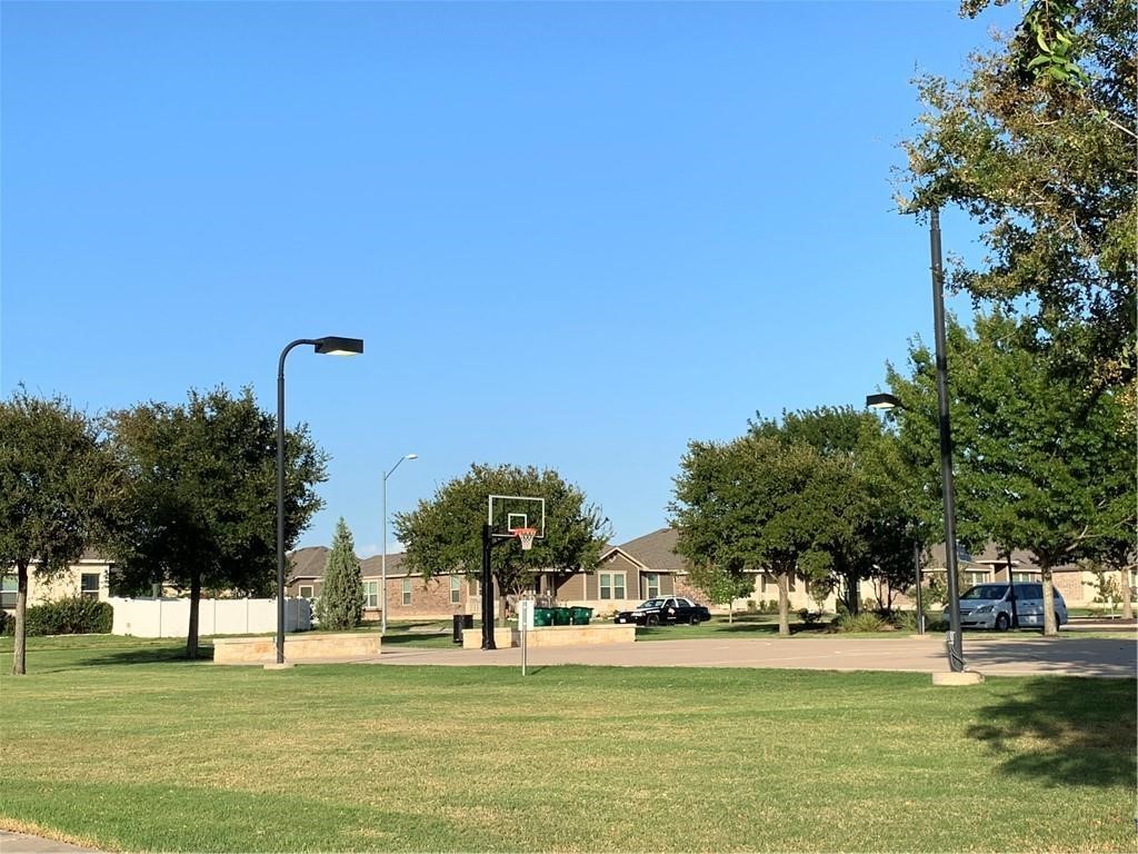 main property photo 13