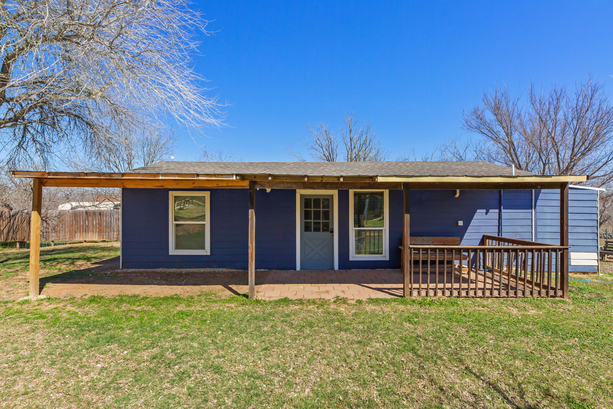 main property photo 24