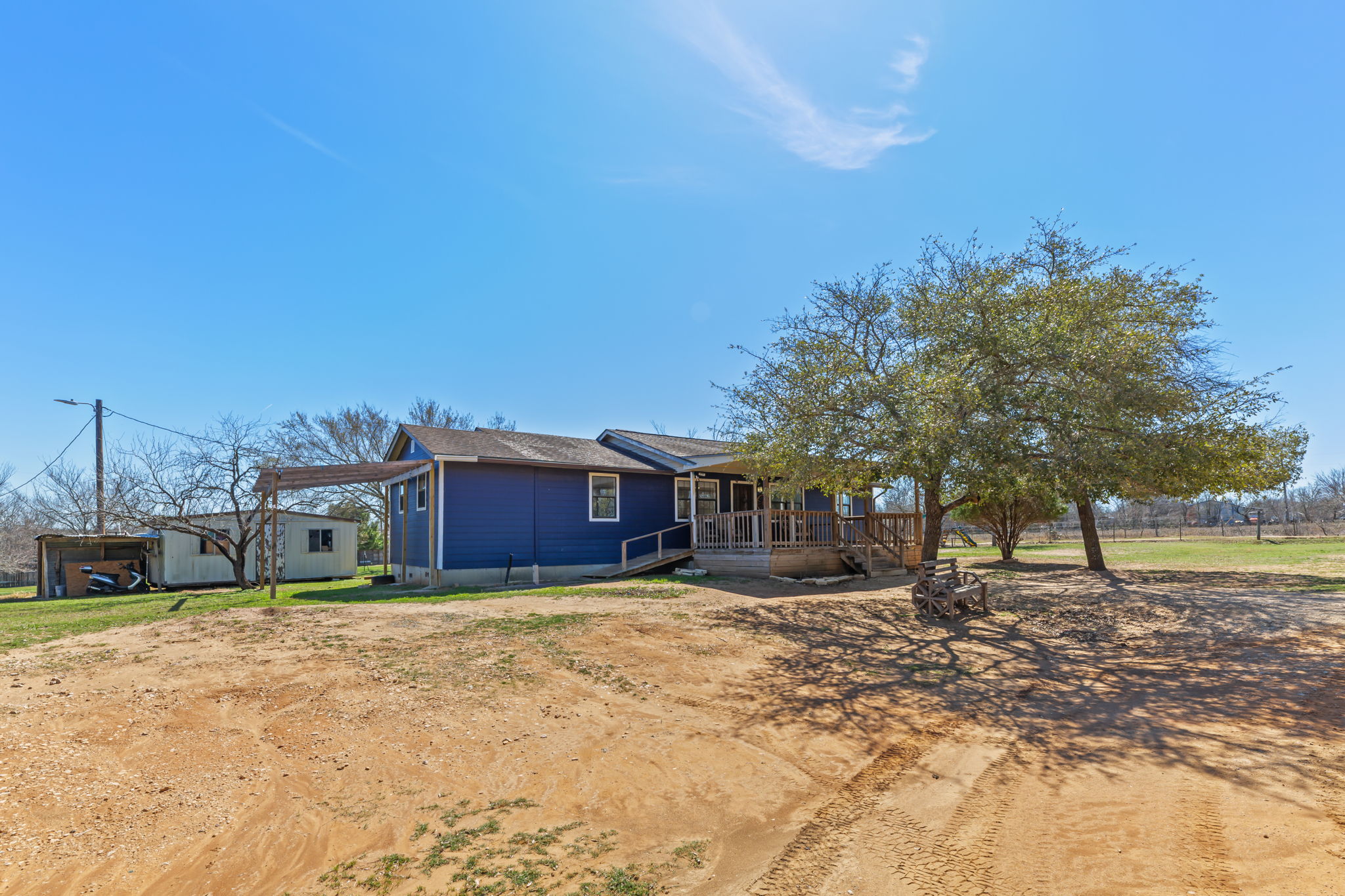 main property photo 5