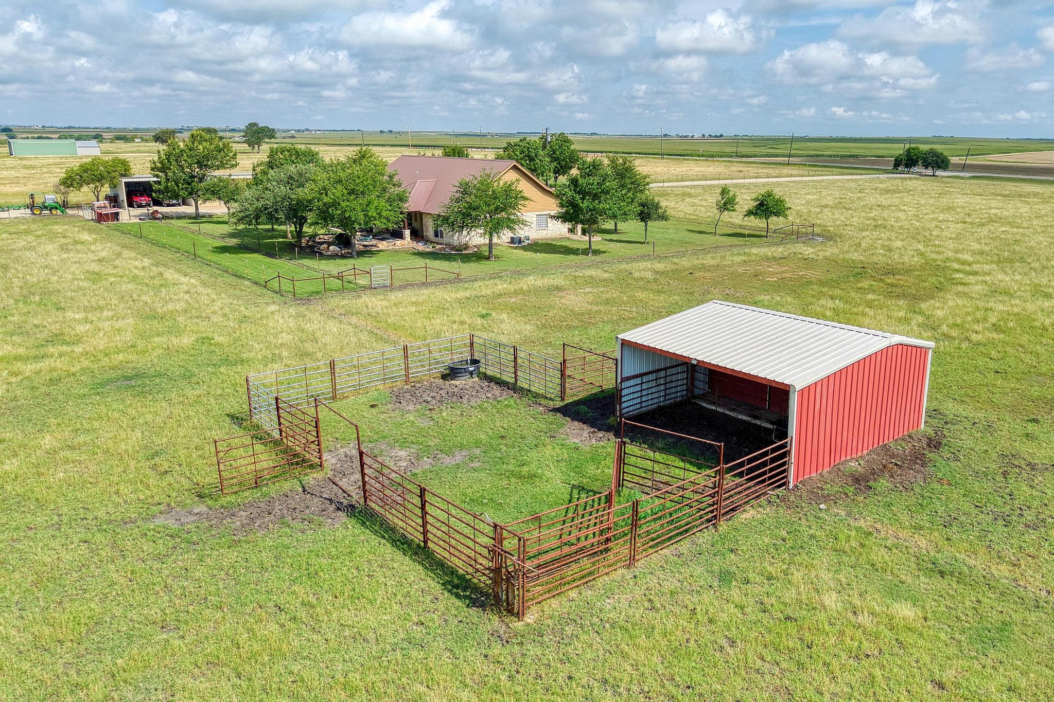 main property photo 27