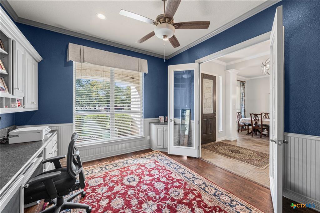 main property photo 9