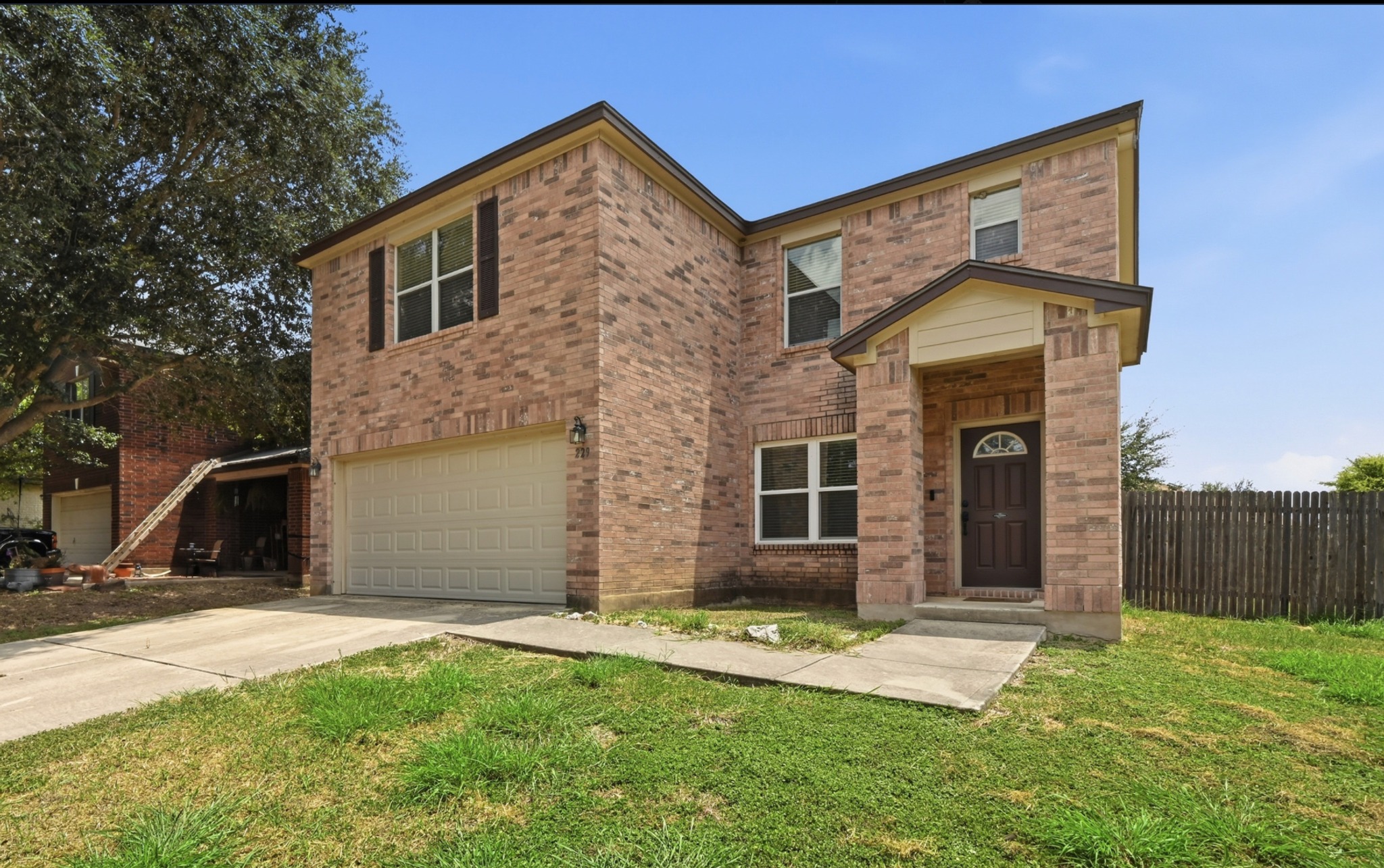 main property photo 32