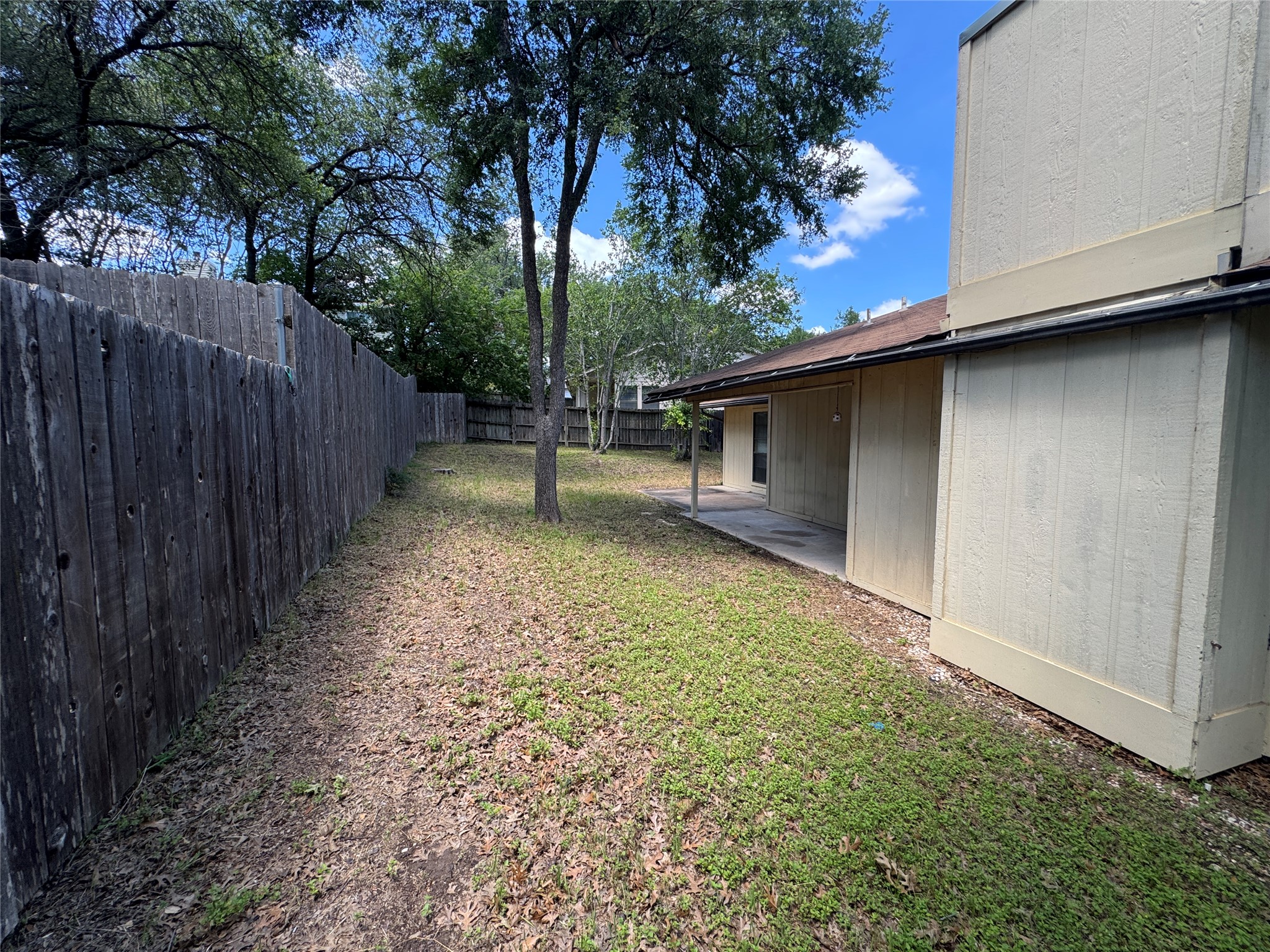 main property photo 20