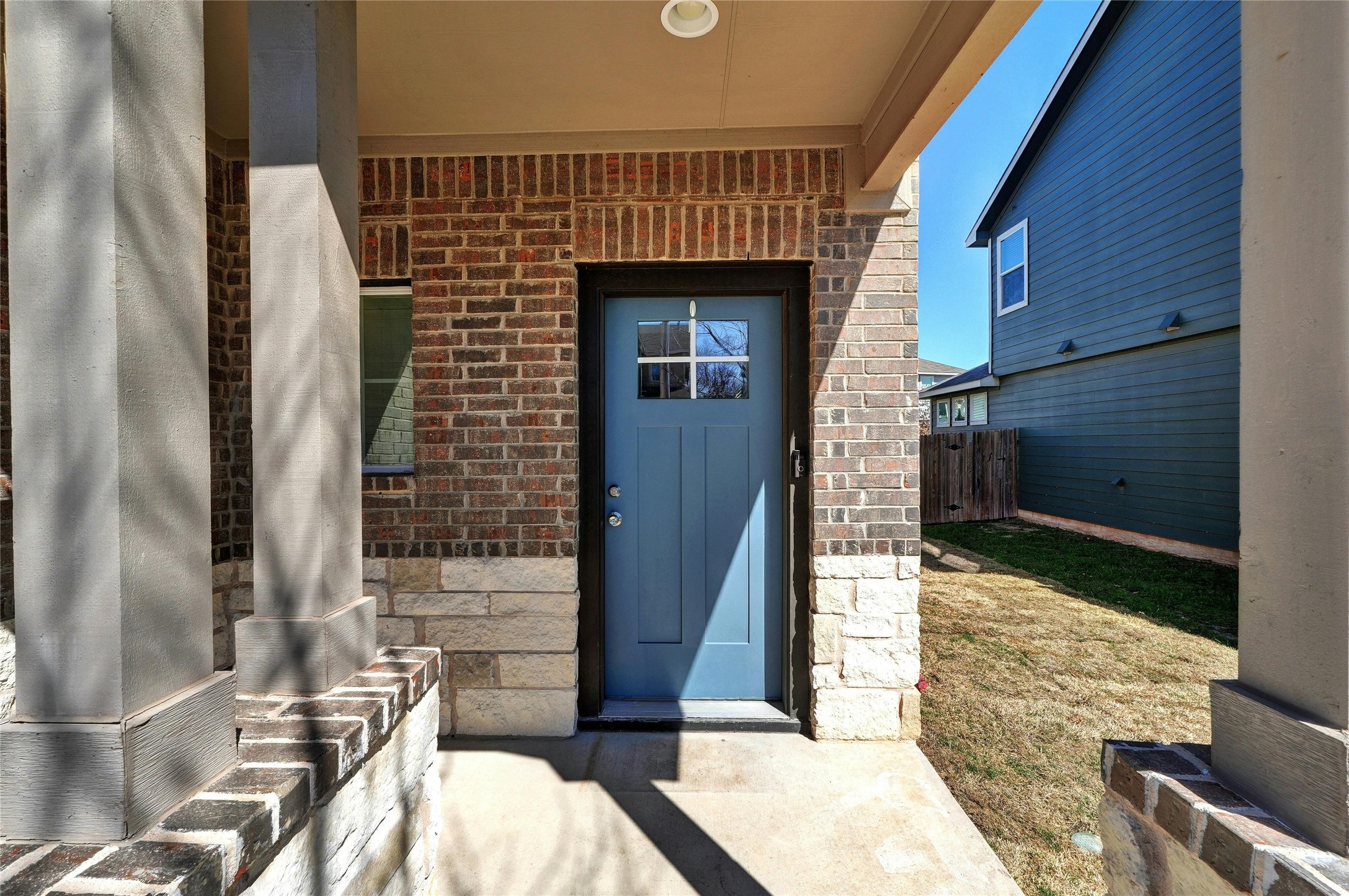 main property photo 3