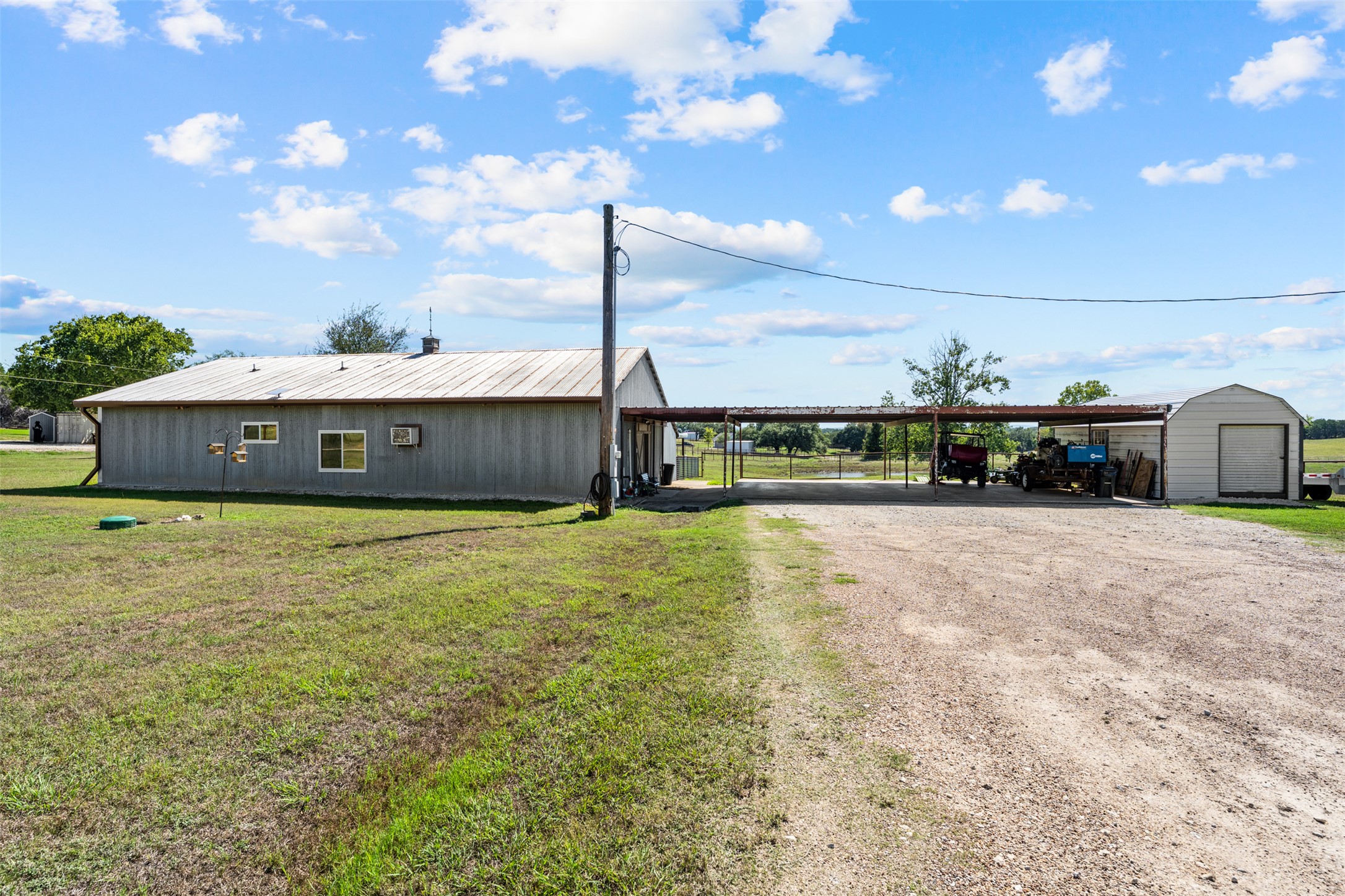 main property photo 27