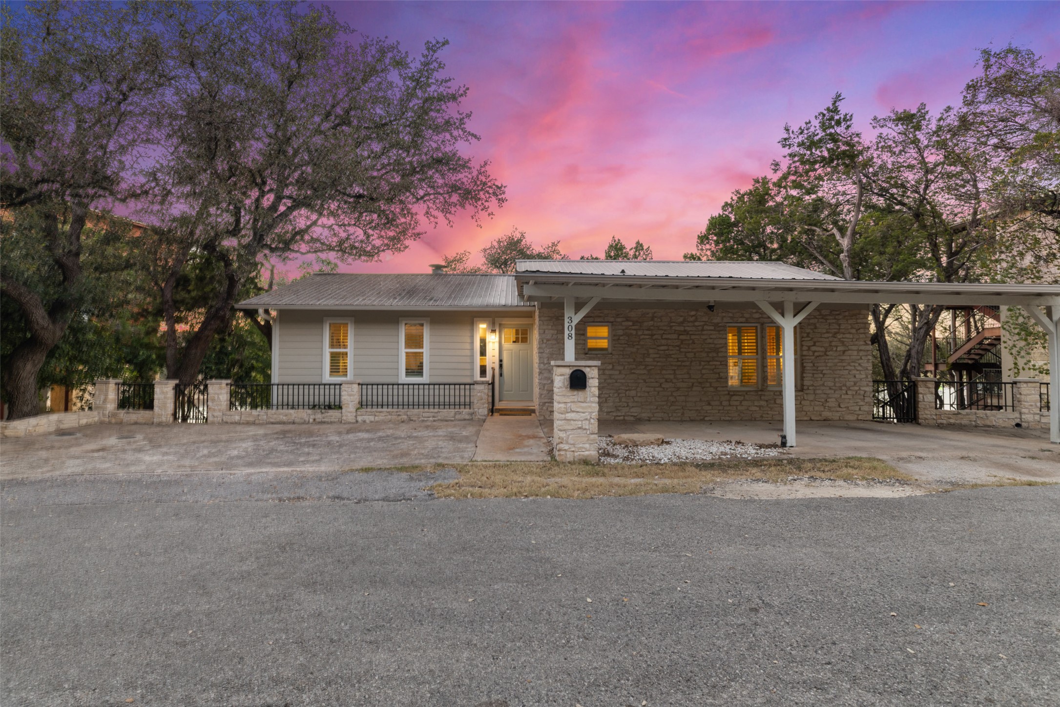 main property photo 33