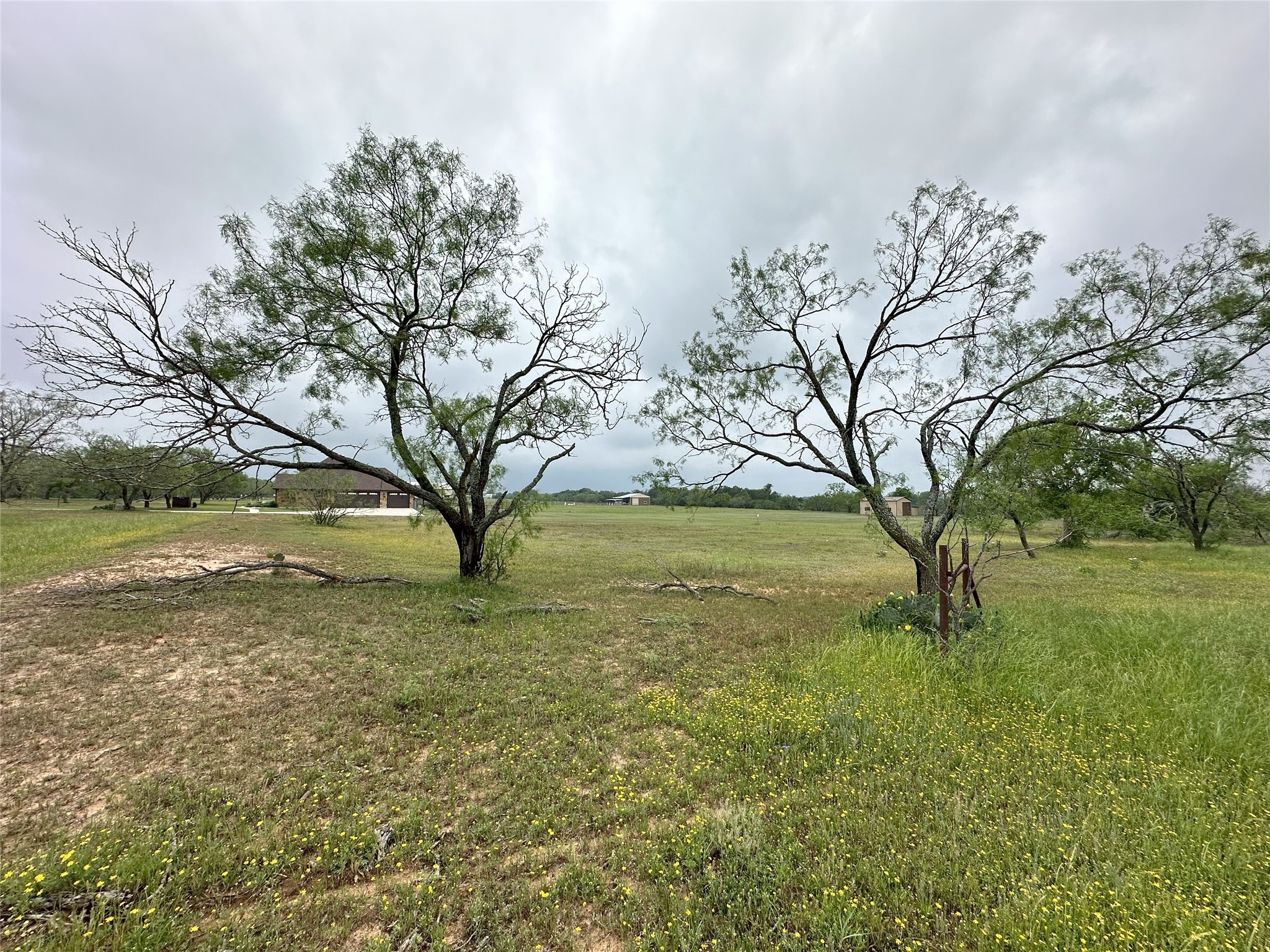 main property photo 10