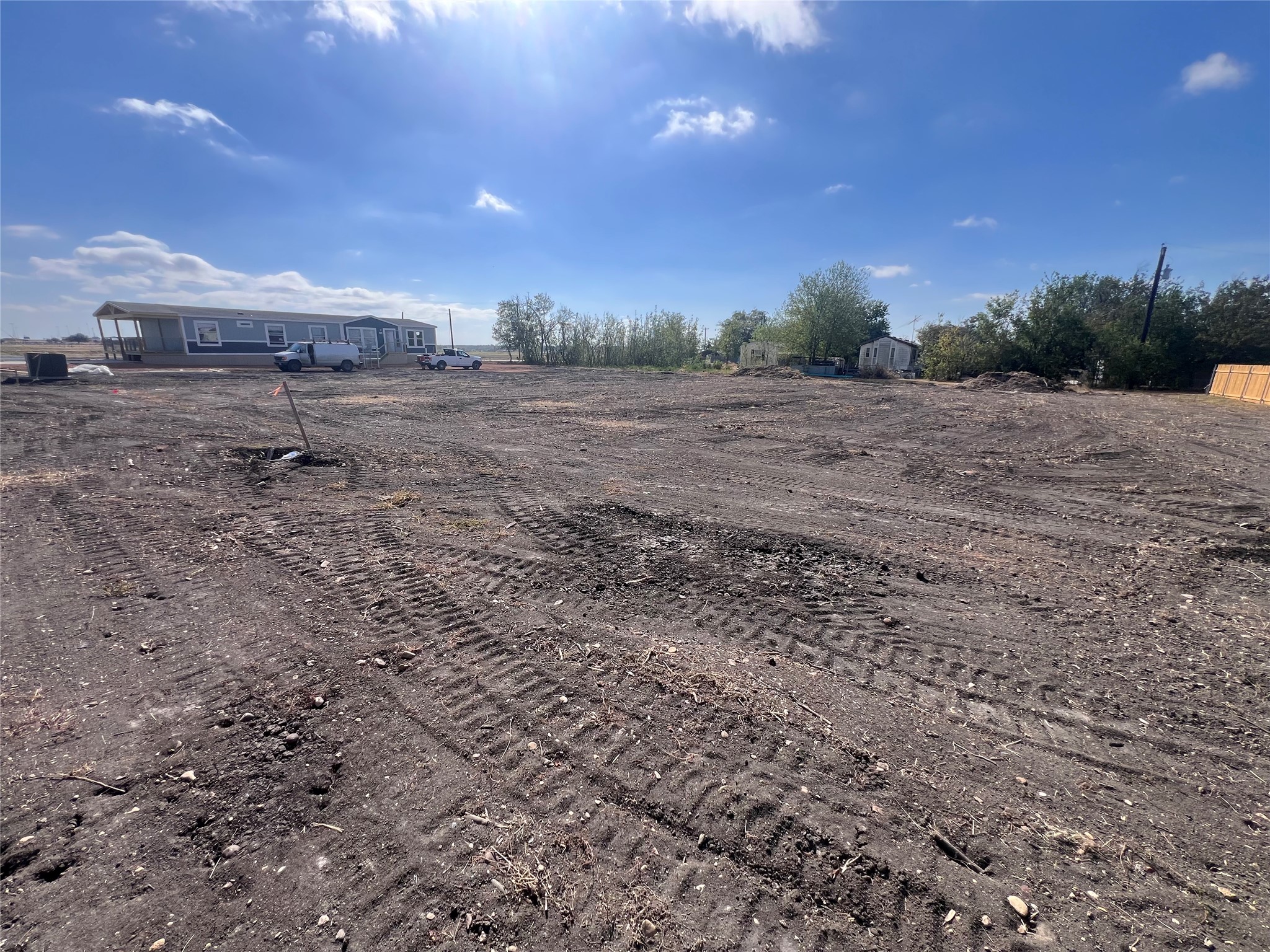 main property photo 8
