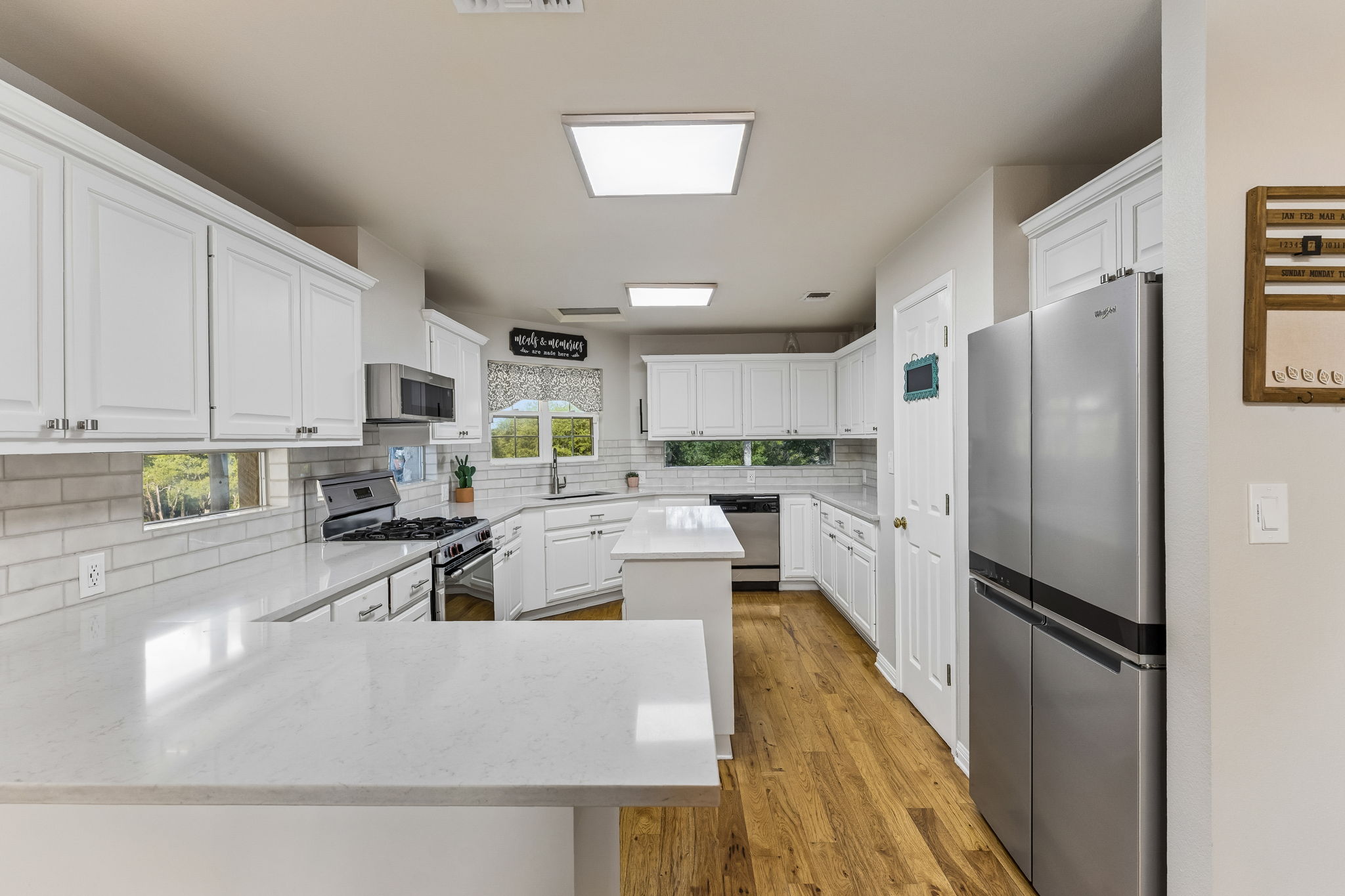main property photo 15