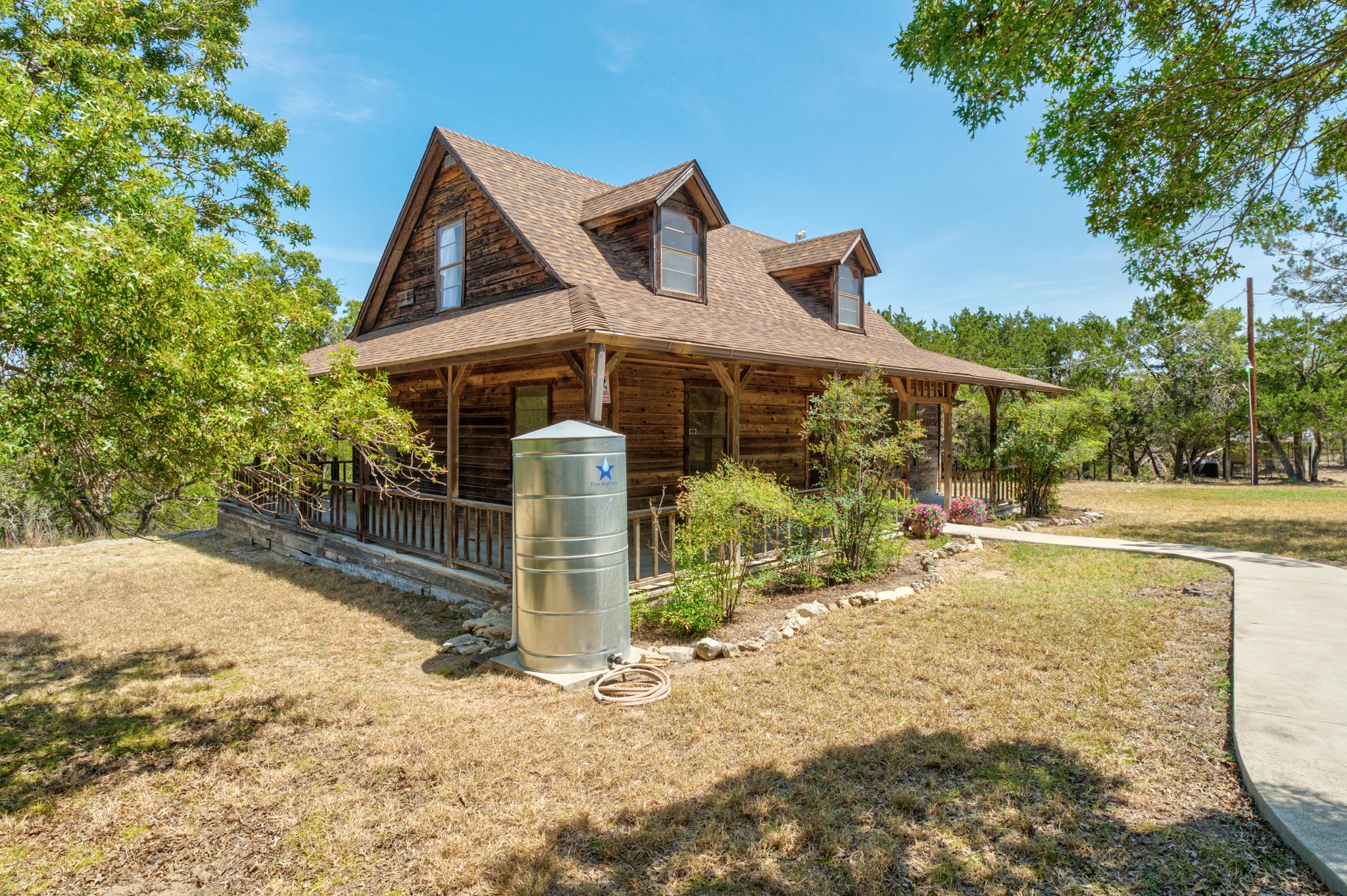 main property photo 1