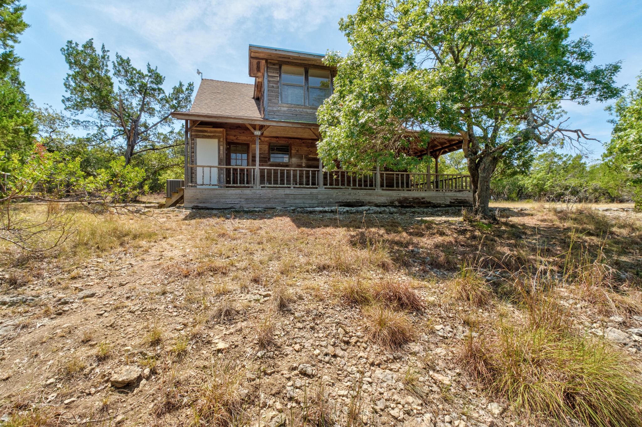 main property photo 30