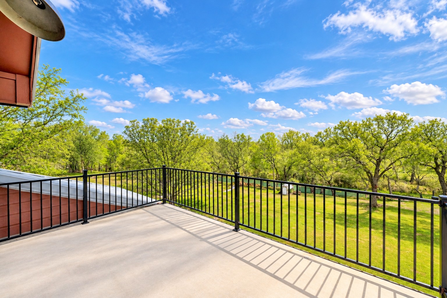 main property photo 20
