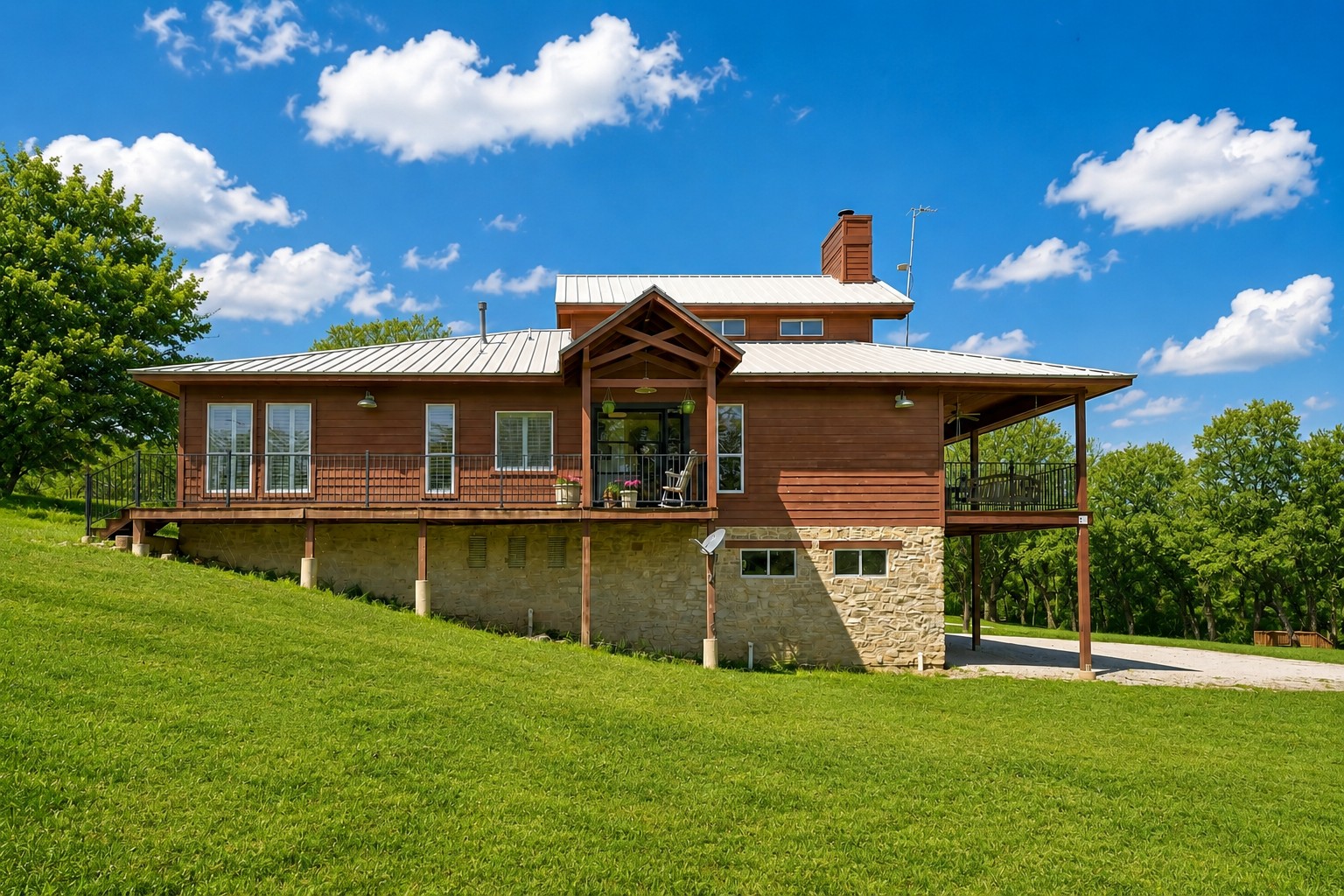 main property photo 4