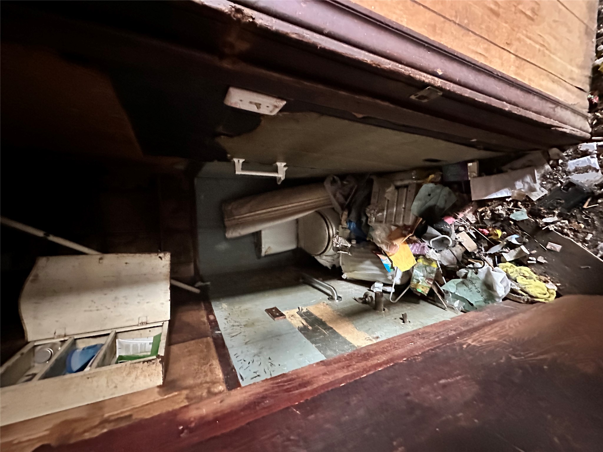 main property photo 8