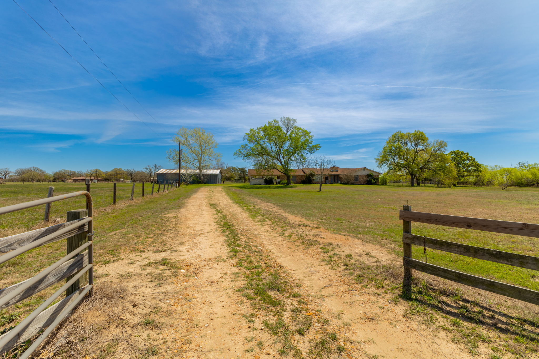 main property photo 29
