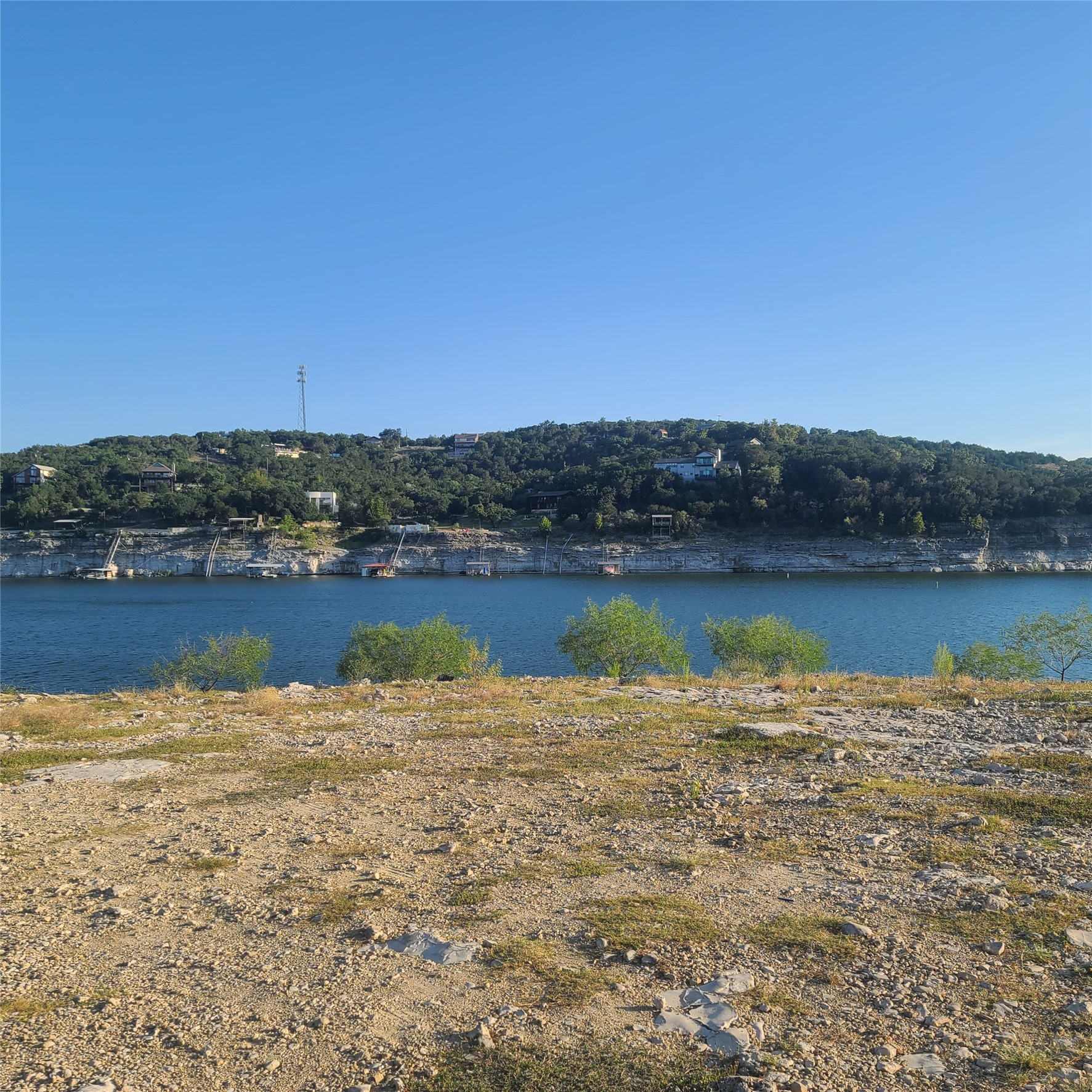 main property photo 25
