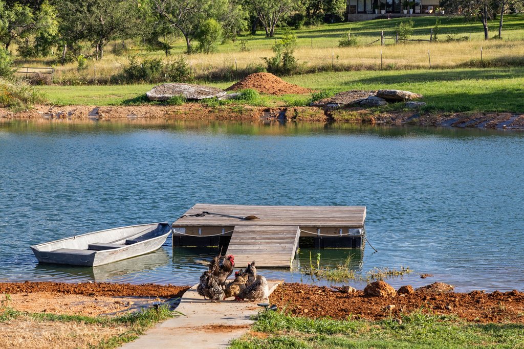 main property photo 36