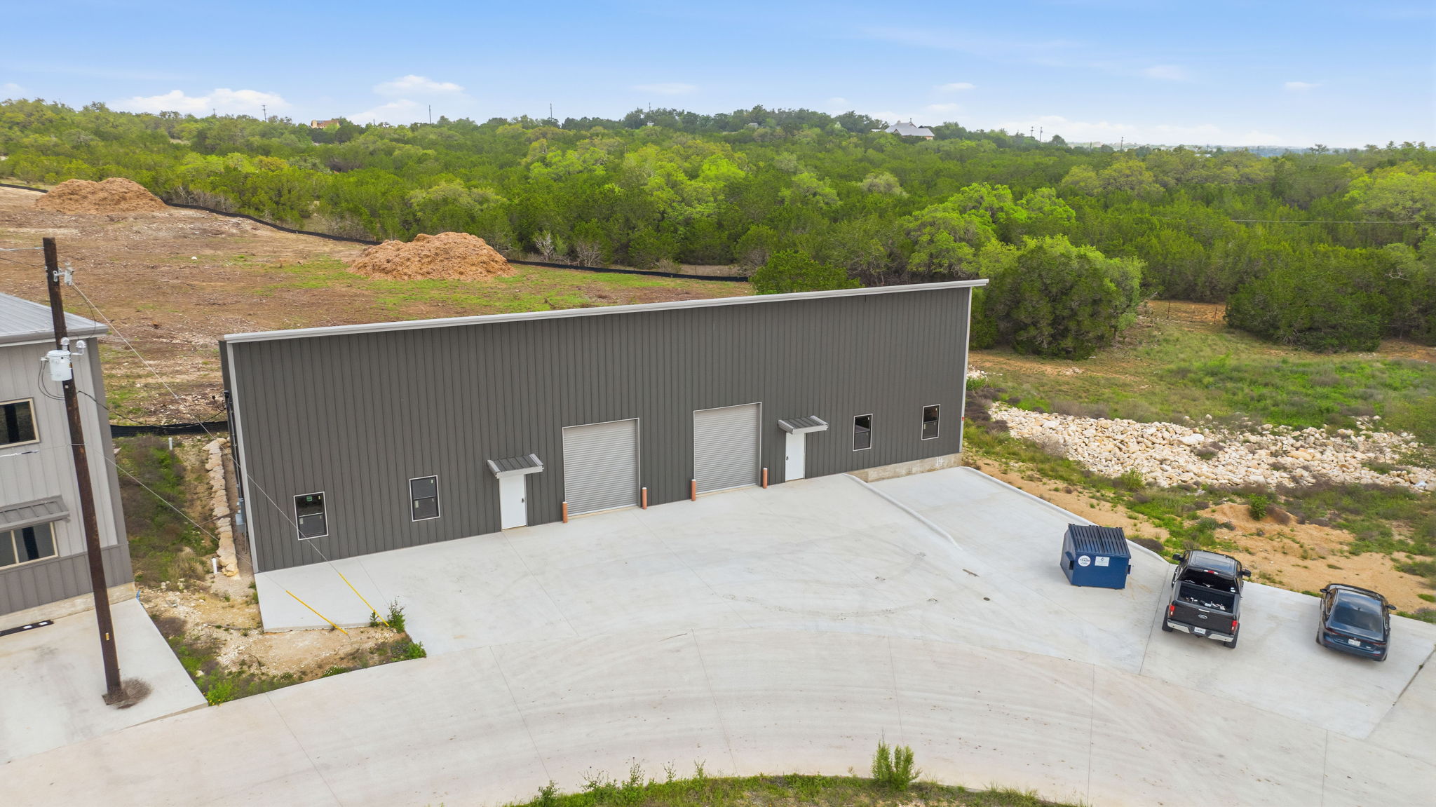 main property photo 19
