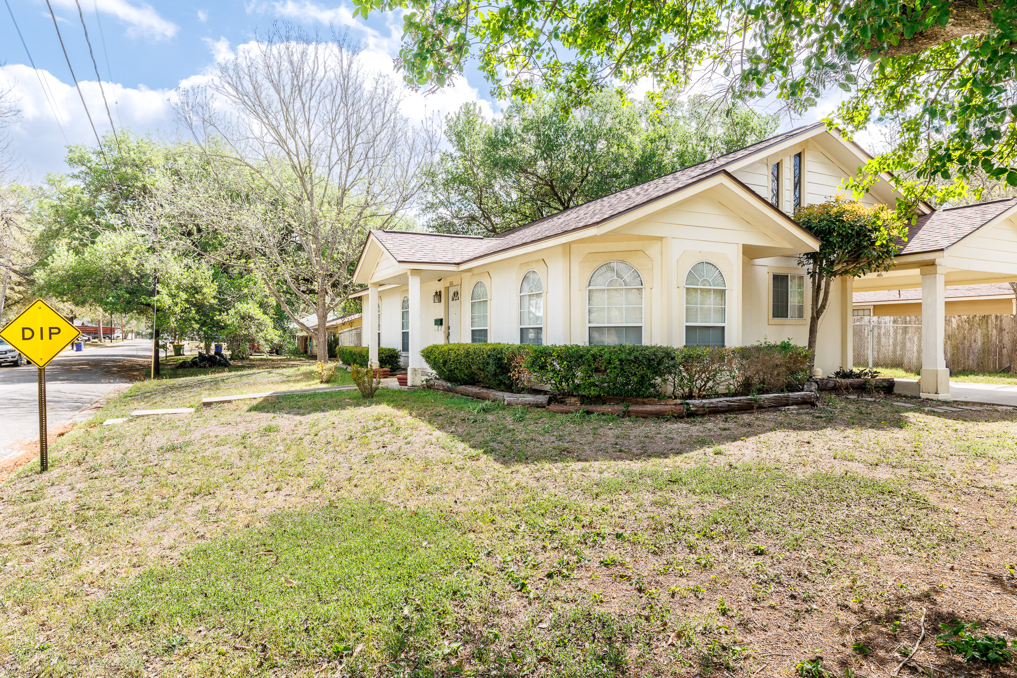 main property photo 20