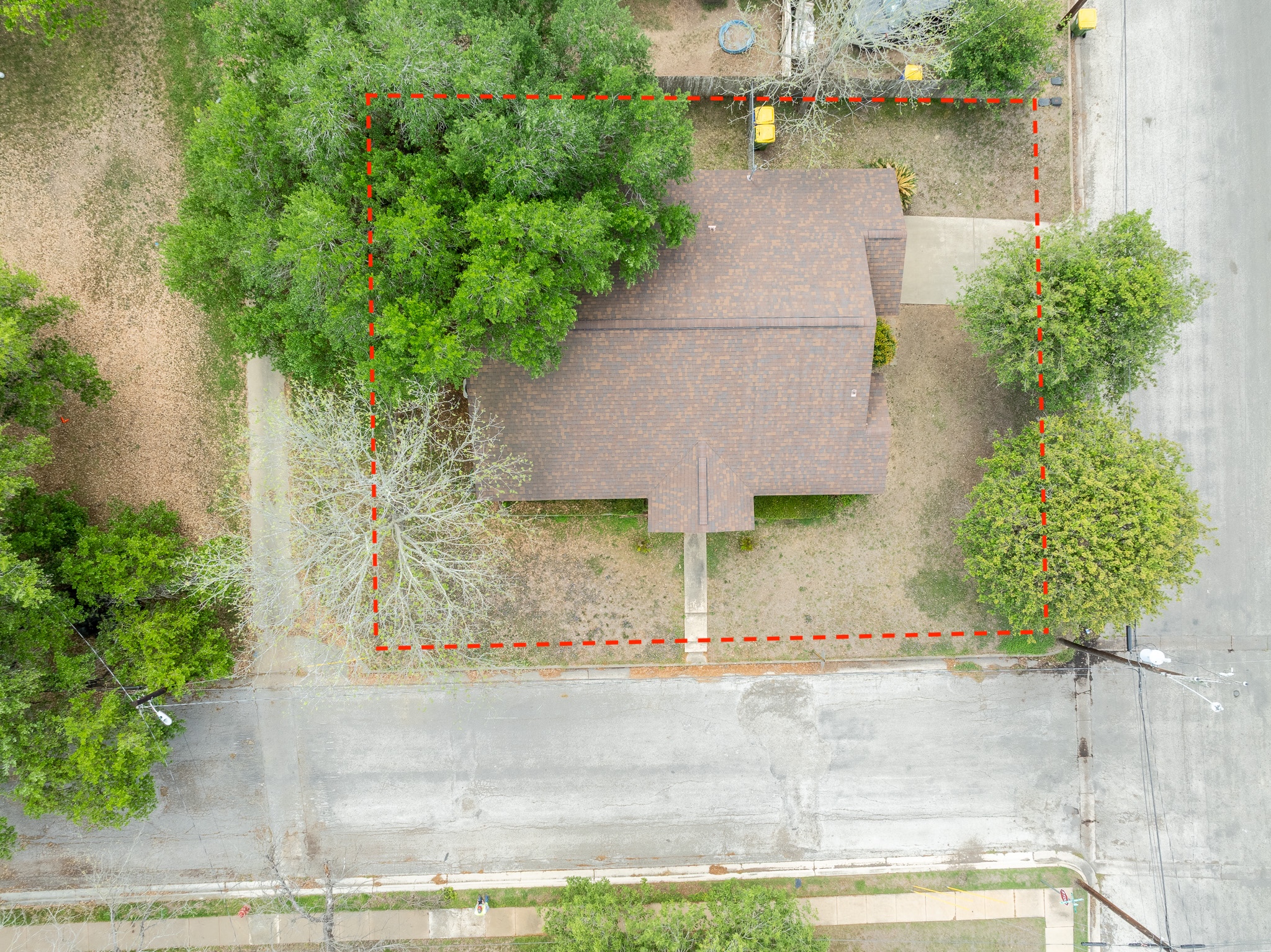 main property photo 26