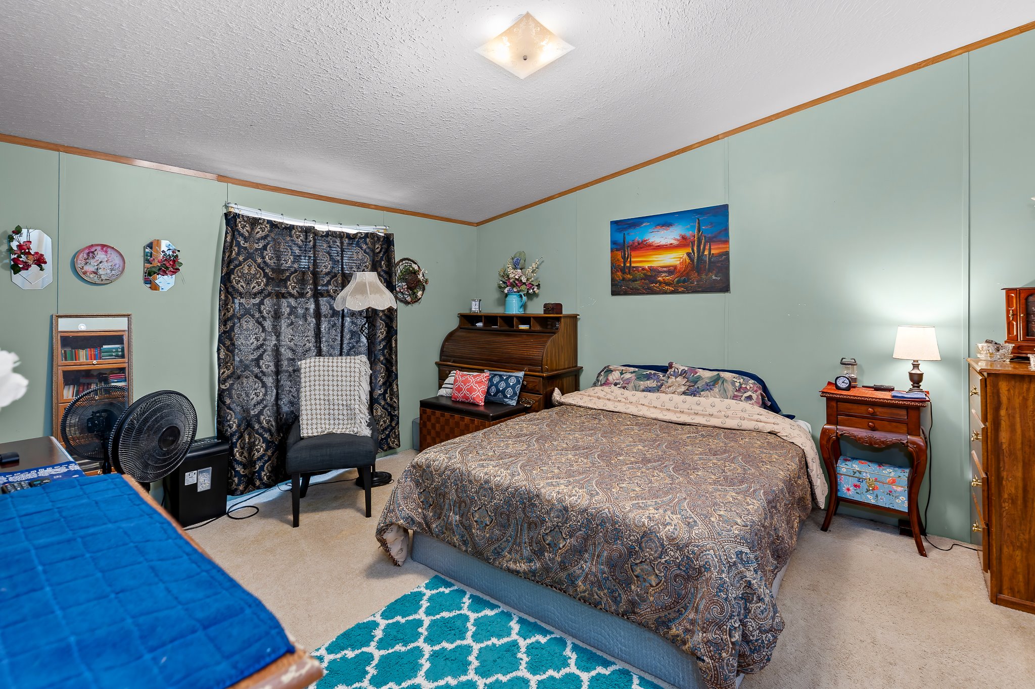 main property photo 10