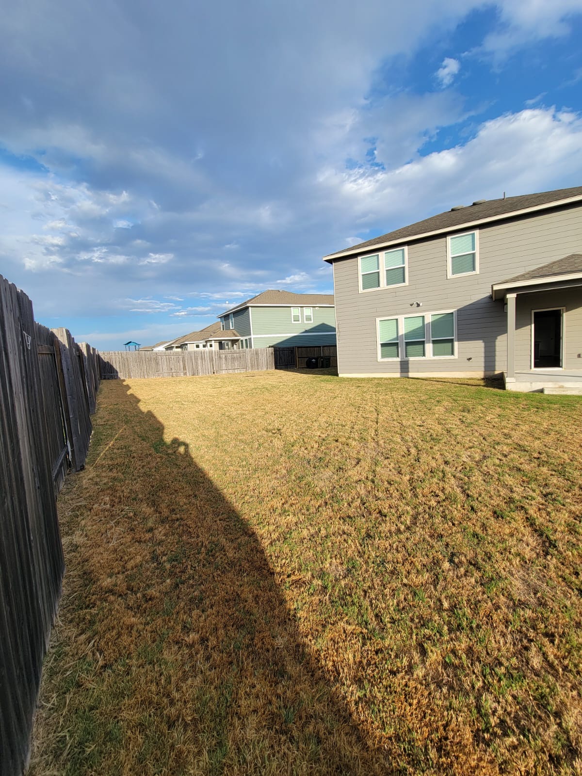 main property photo 17