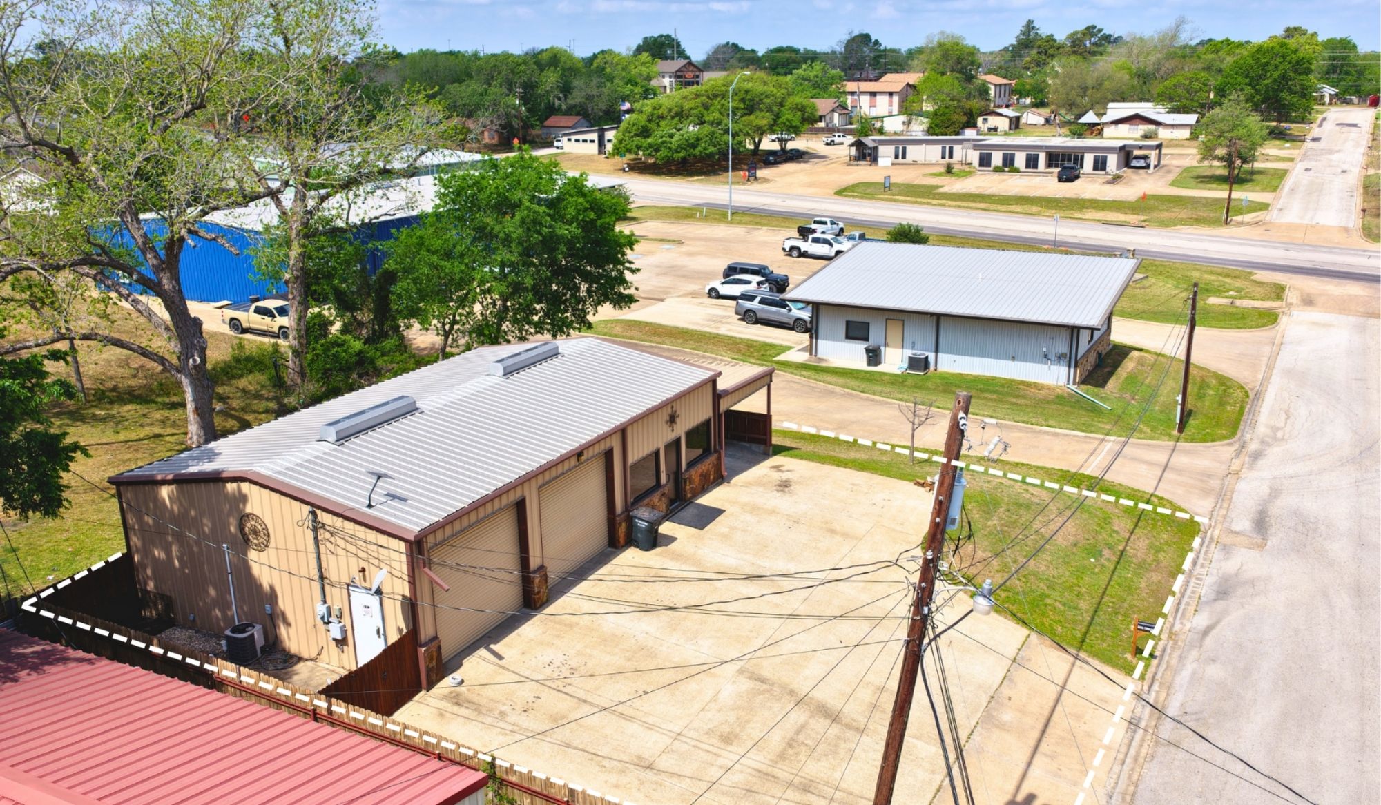 main property photo 3