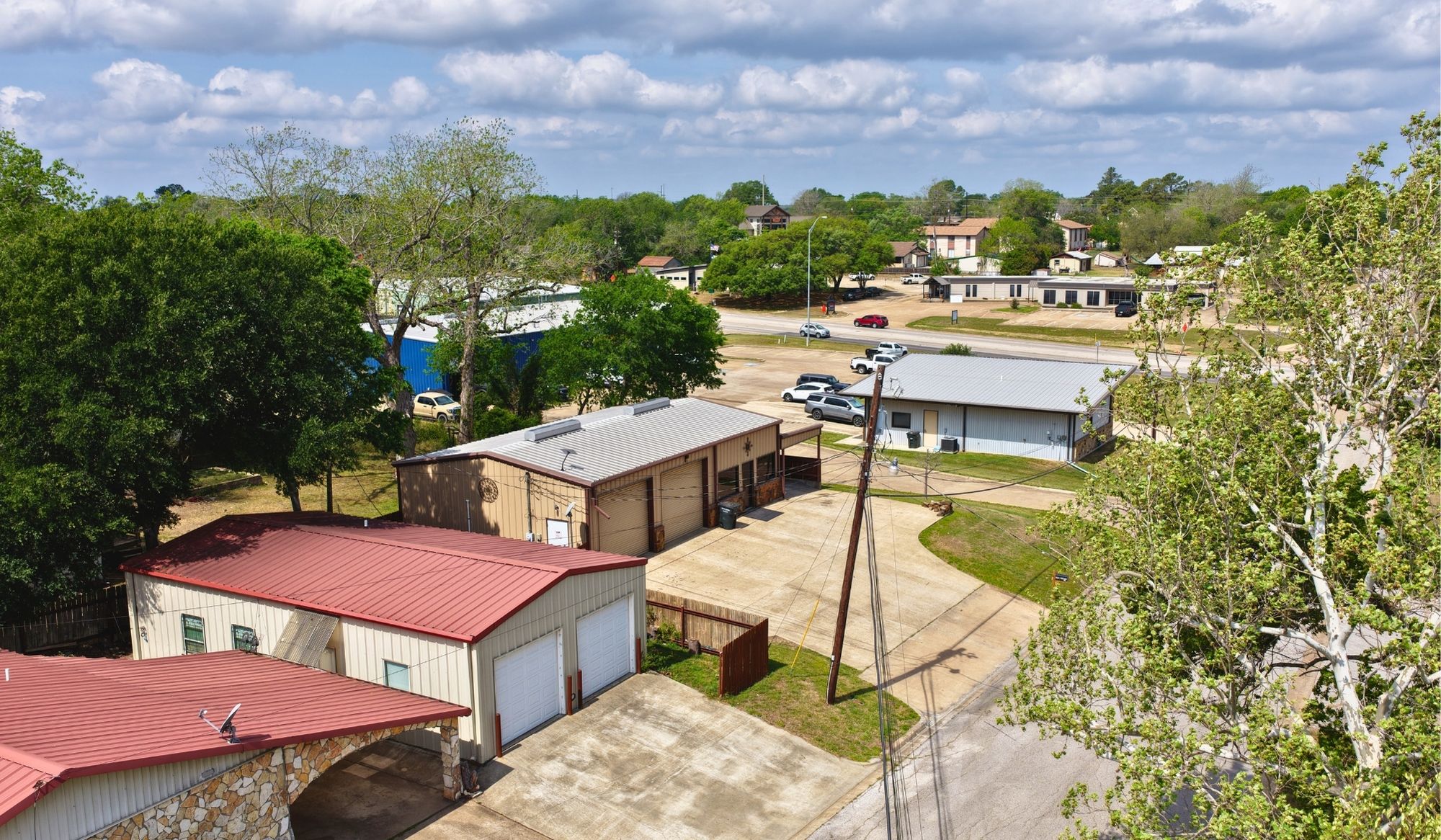 main property photo 7