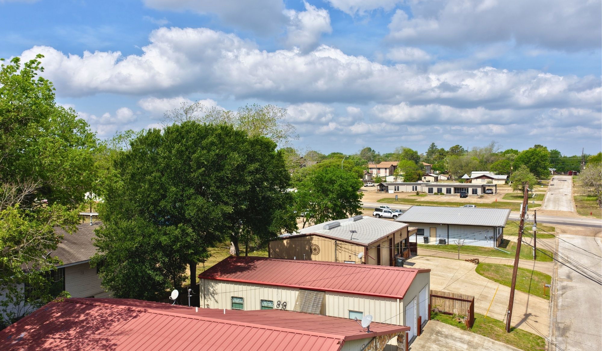 main property photo 8