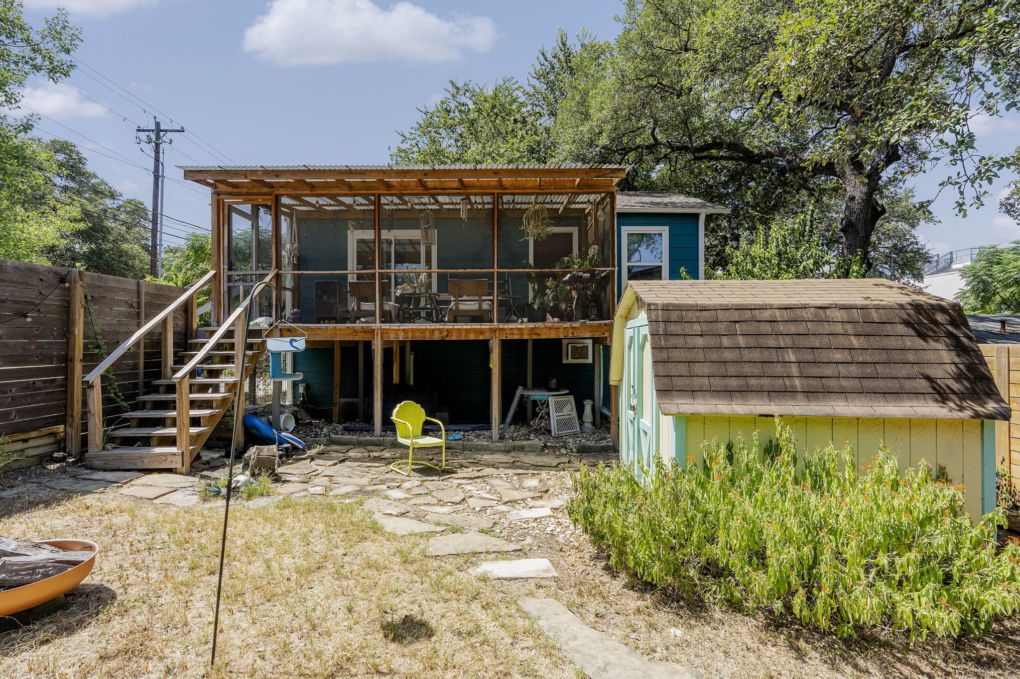 main property photo 23