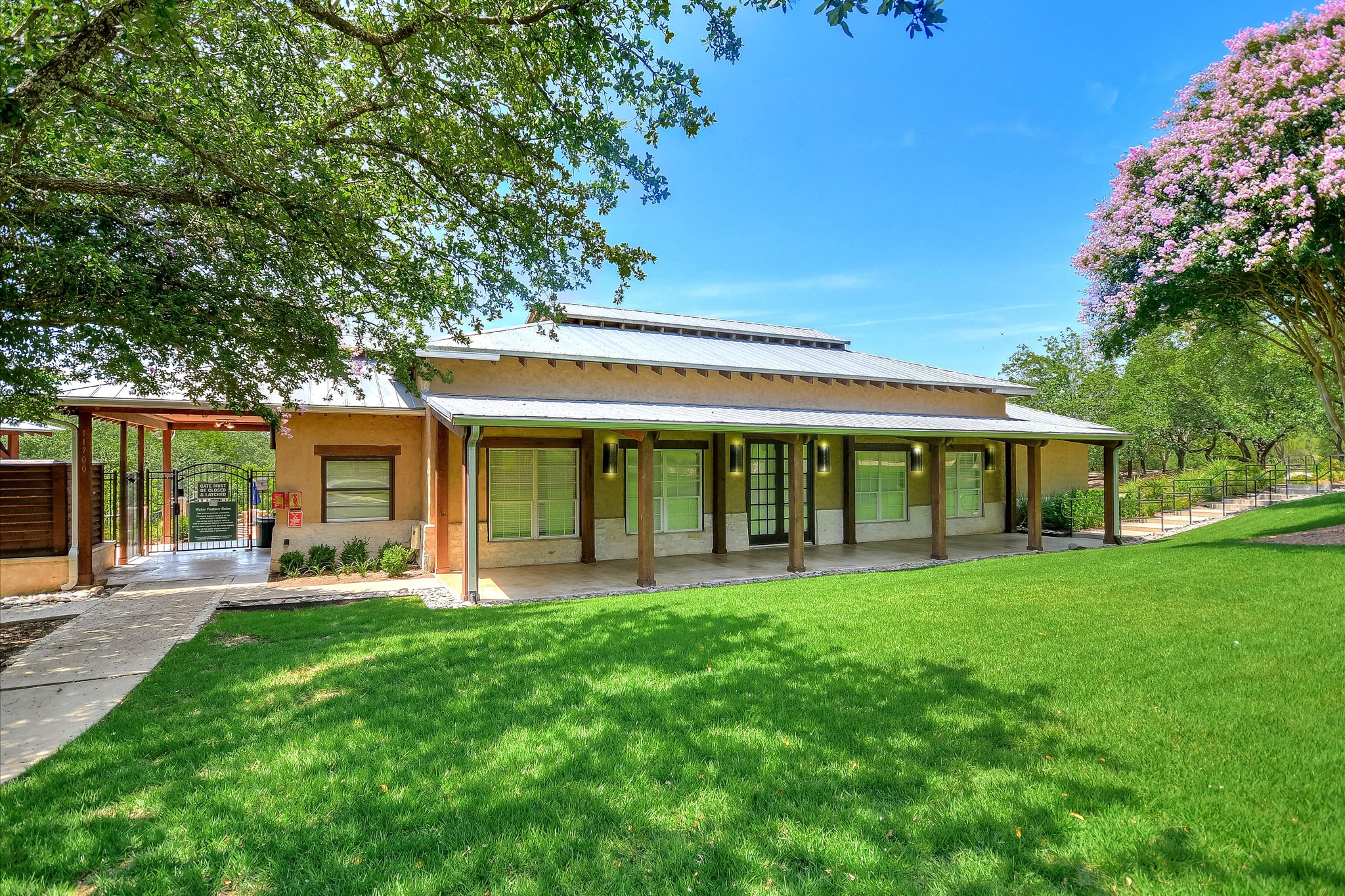 main property photo 29