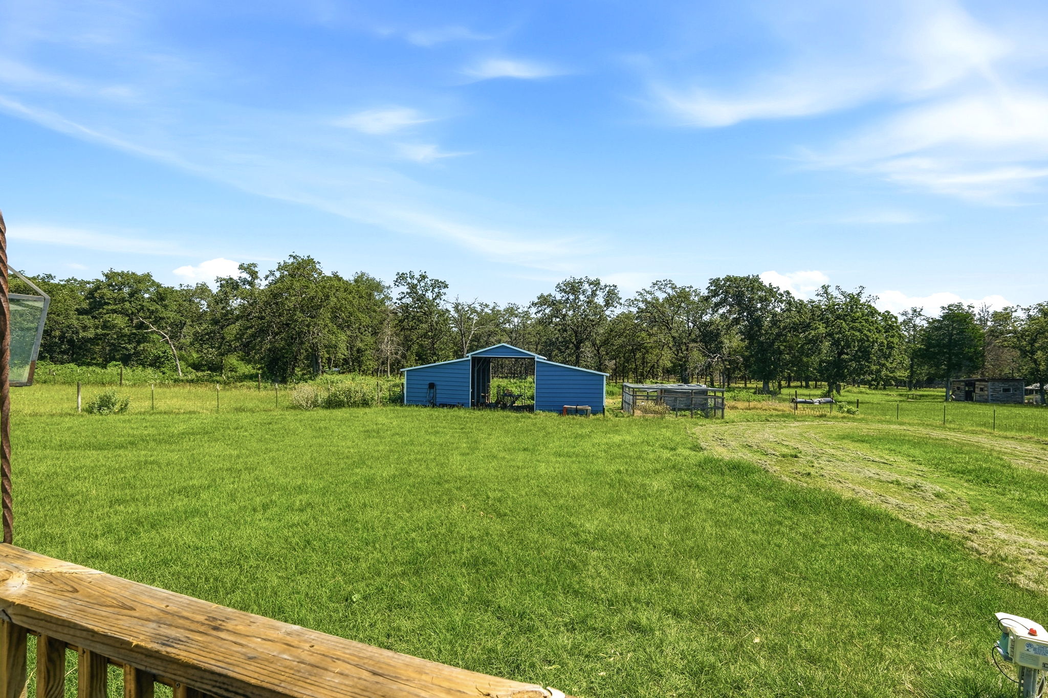 main property photo 27