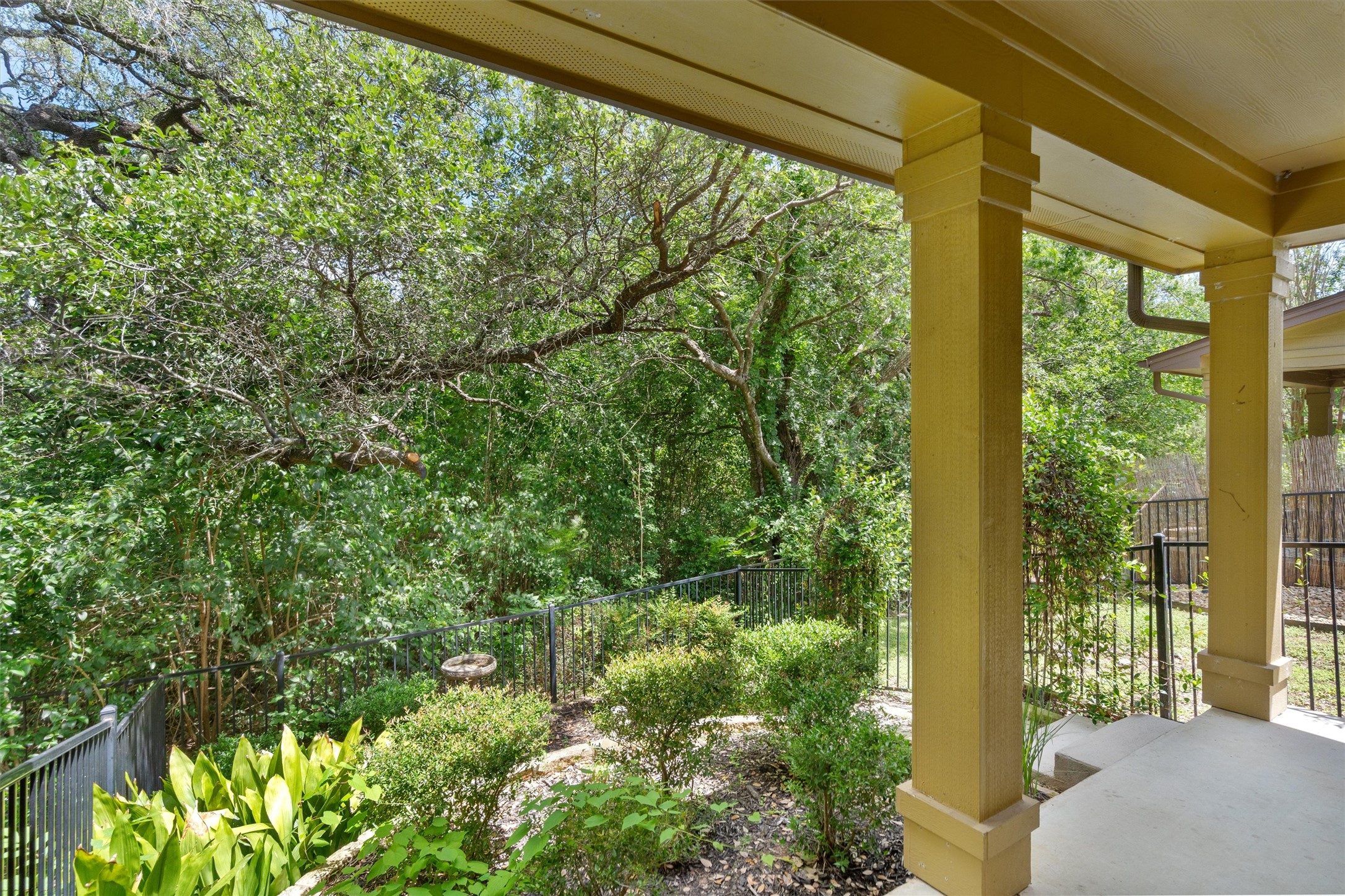 main property photo 26