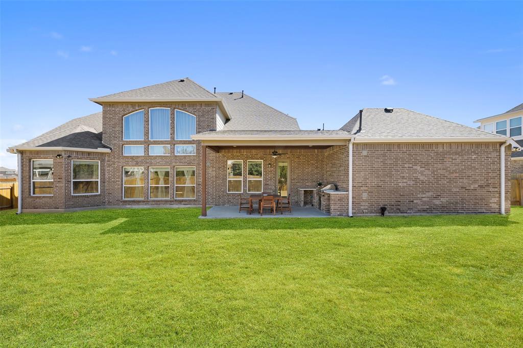 main property photo 8