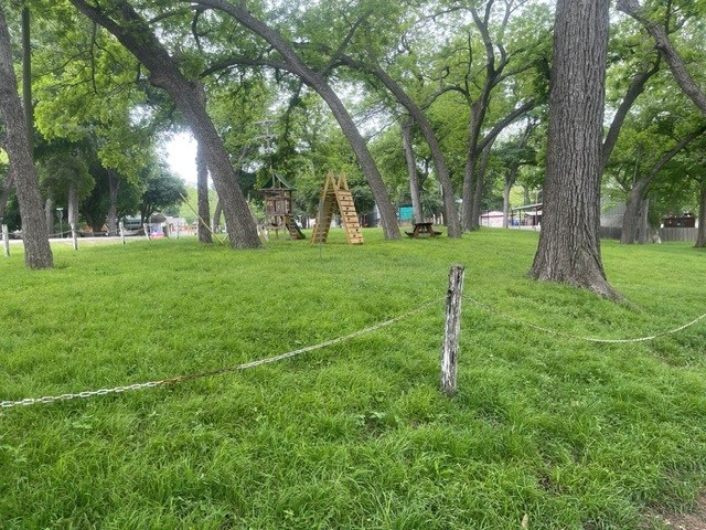 main property photo 21