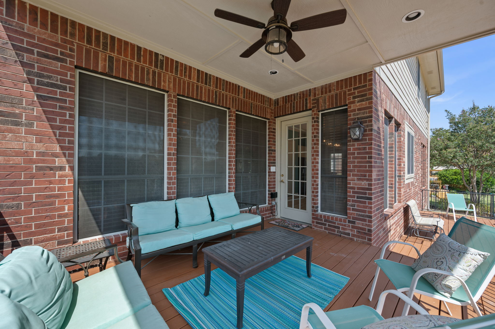 main property photo 32