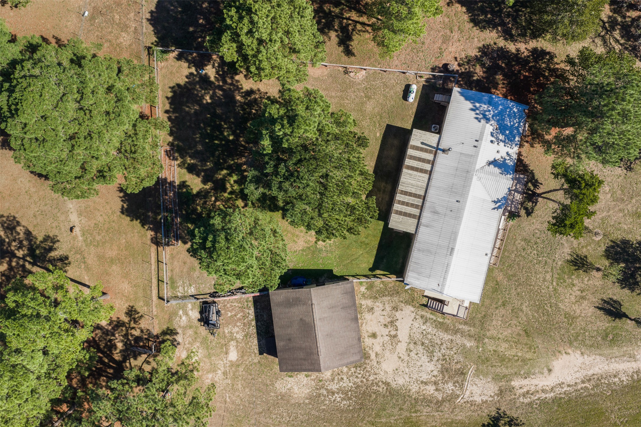 main property photo 37